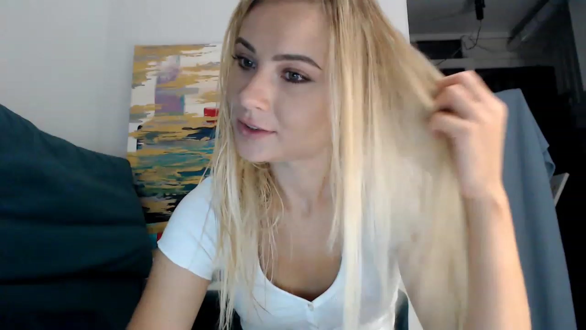 Gallery image thumbnail from bridetobe's myfreecams stream on, 08/08/2023, 23:24 image 1 of 20