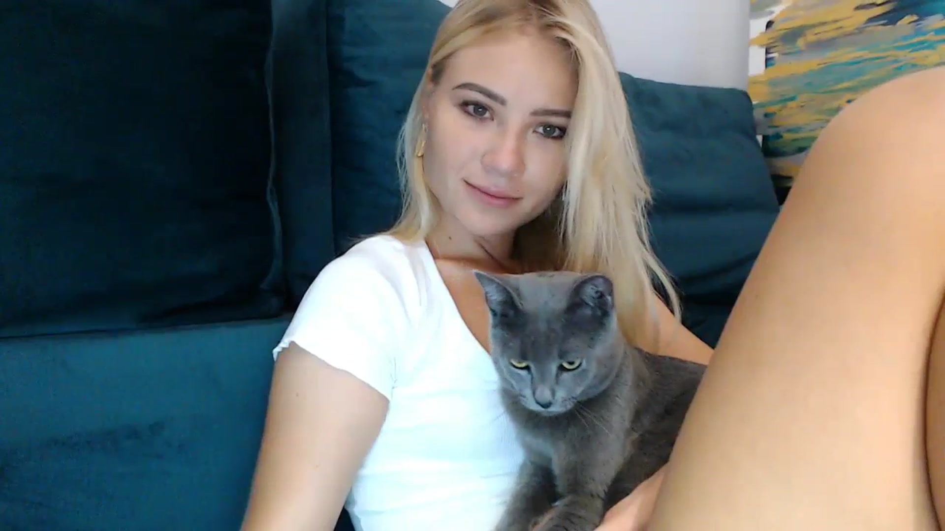 Gallery image thumbnail from bridetobe's myfreecams stream on, 08/09/2023, 02:43 image 14 of 20