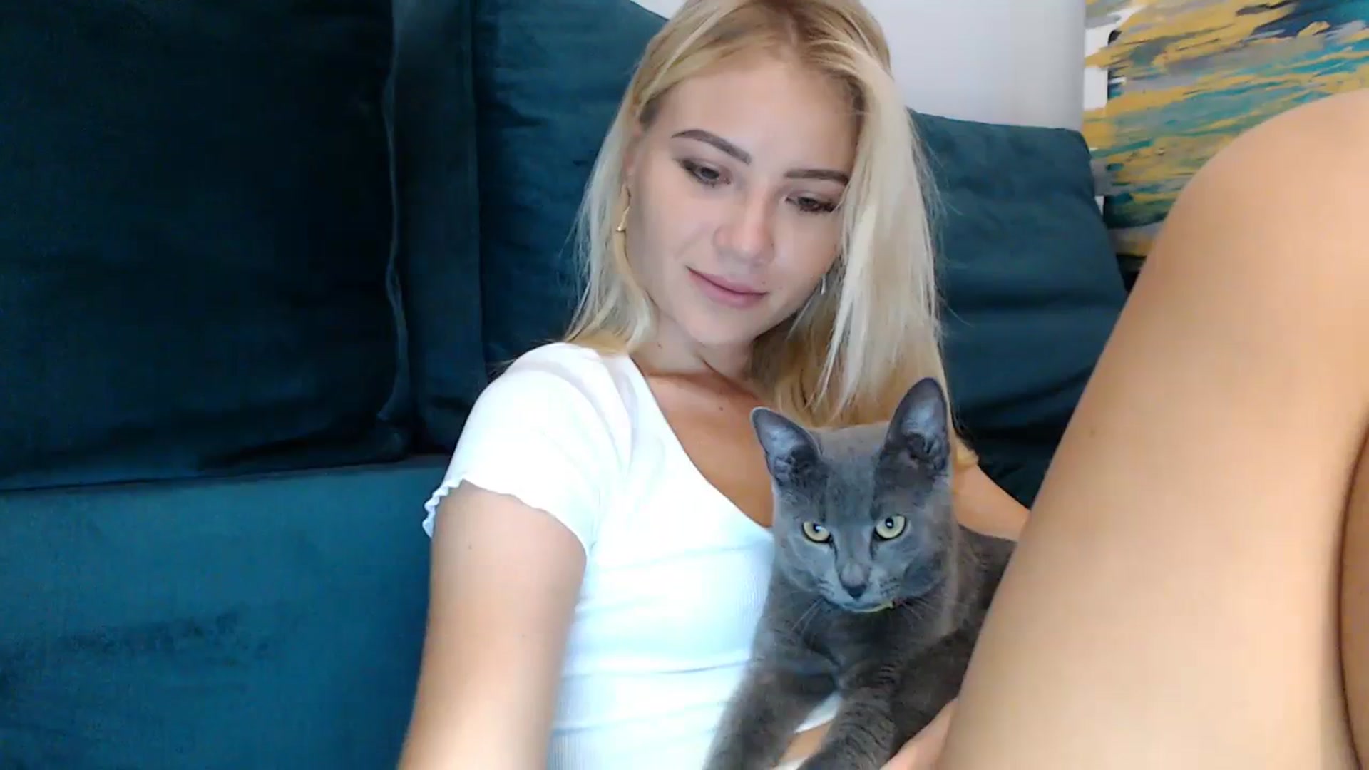 Gallery image thumbnail from bridetobe's myfreecams stream on, 08/09/2023, 02:43 image 15 of 20
