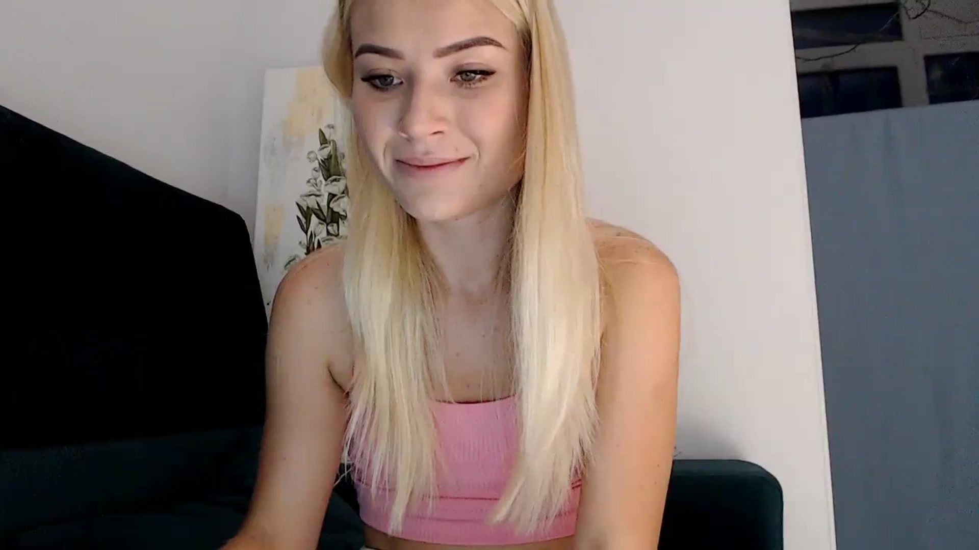 Gallery image thumbnail from bridetobe's myfreecams stream on, 08/15/2023, 02:01 image 2 of 20