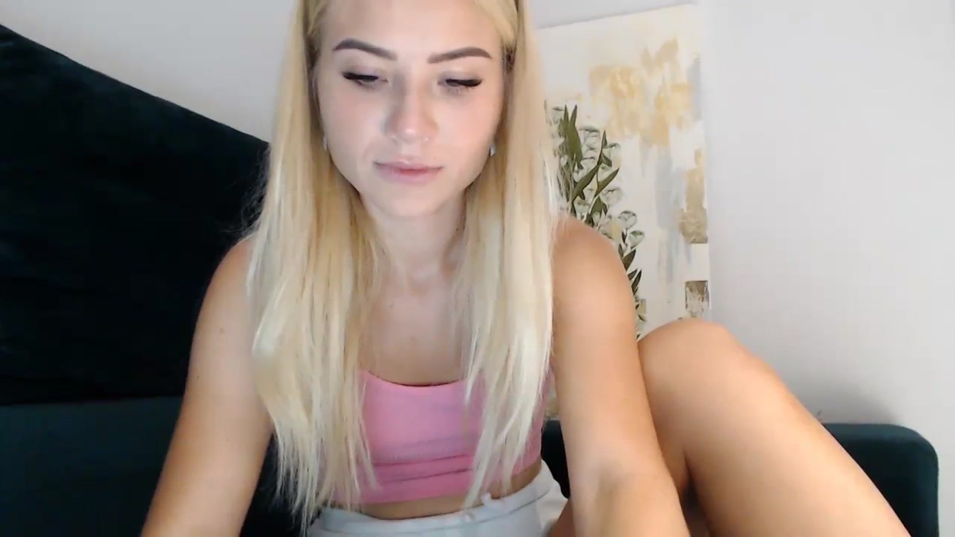 Gallery image thumbnail from bridetobe's myfreecams stream on, 08/15/2023, 02:01 image 16 of 20