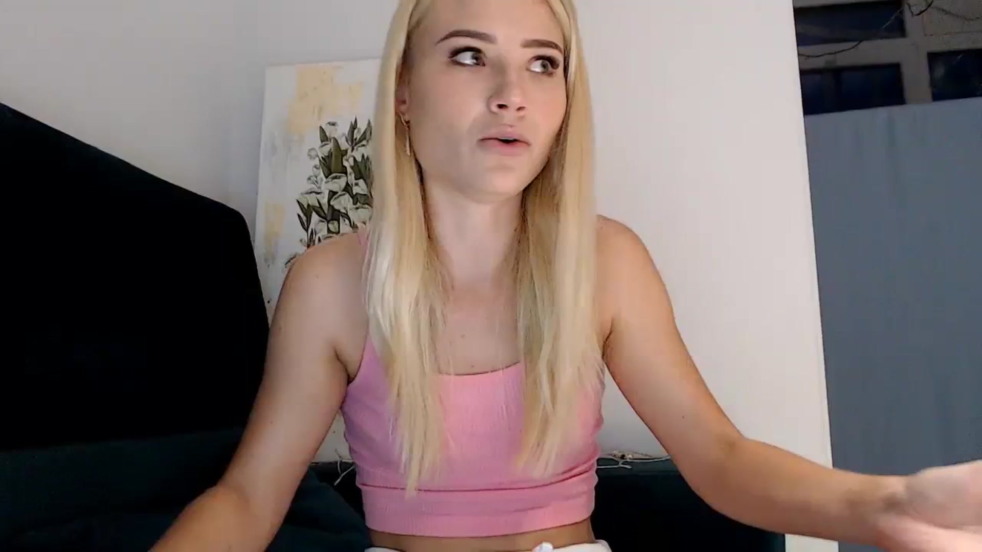 Gallery image thumbnail from bridetobe's myfreecams stream on, 08/15/2023, 02:01 image 3 of 20