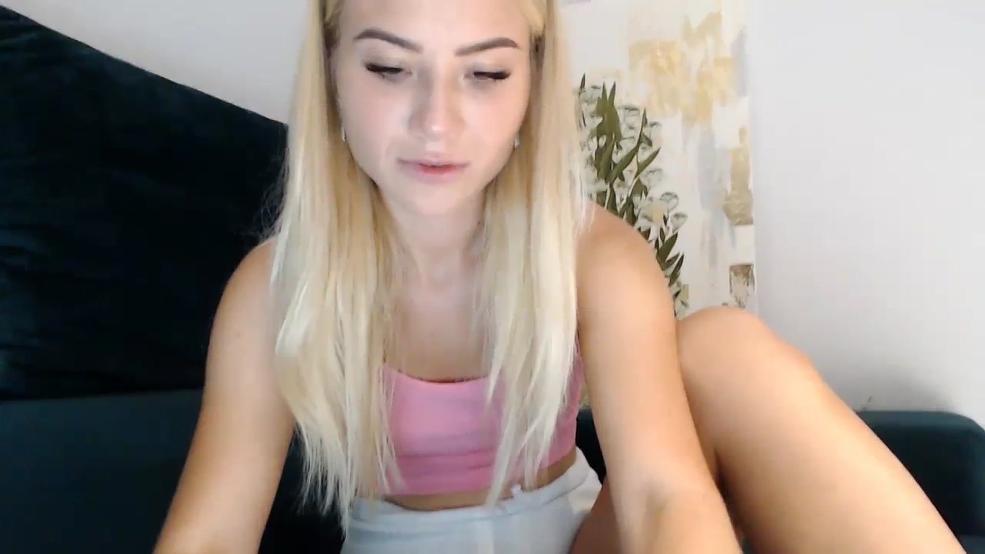Gallery image thumbnail from bridetobe's myfreecams stream on, 08/15/2023, 02:01 image 20 of 20