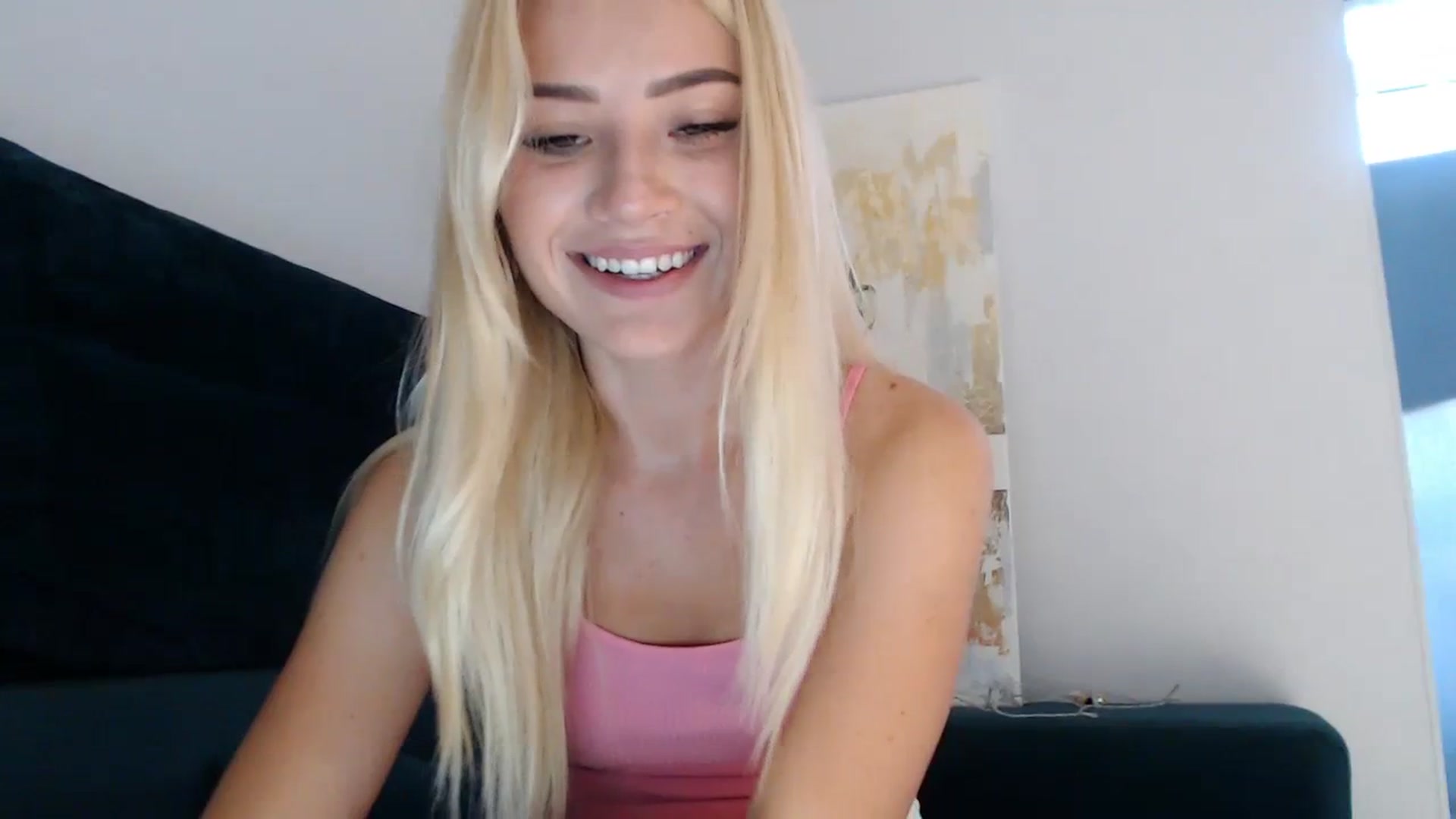 Gallery image thumbnail from bridetobe's myfreecams stream on, 08/15/2023, 02:45 image 17 of 20