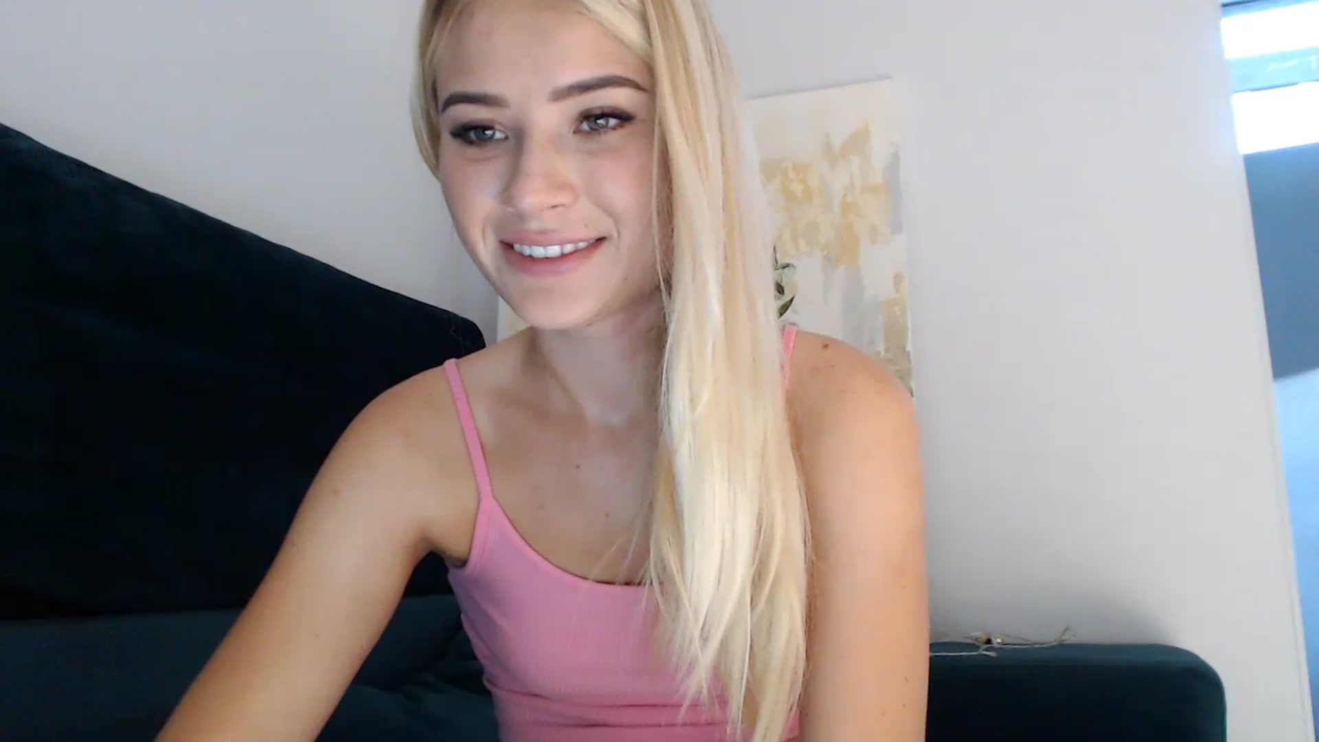 Gallery image thumbnail from bridetobe's myfreecams stream on, 08/15/2023, 02:45 image 3 of 20