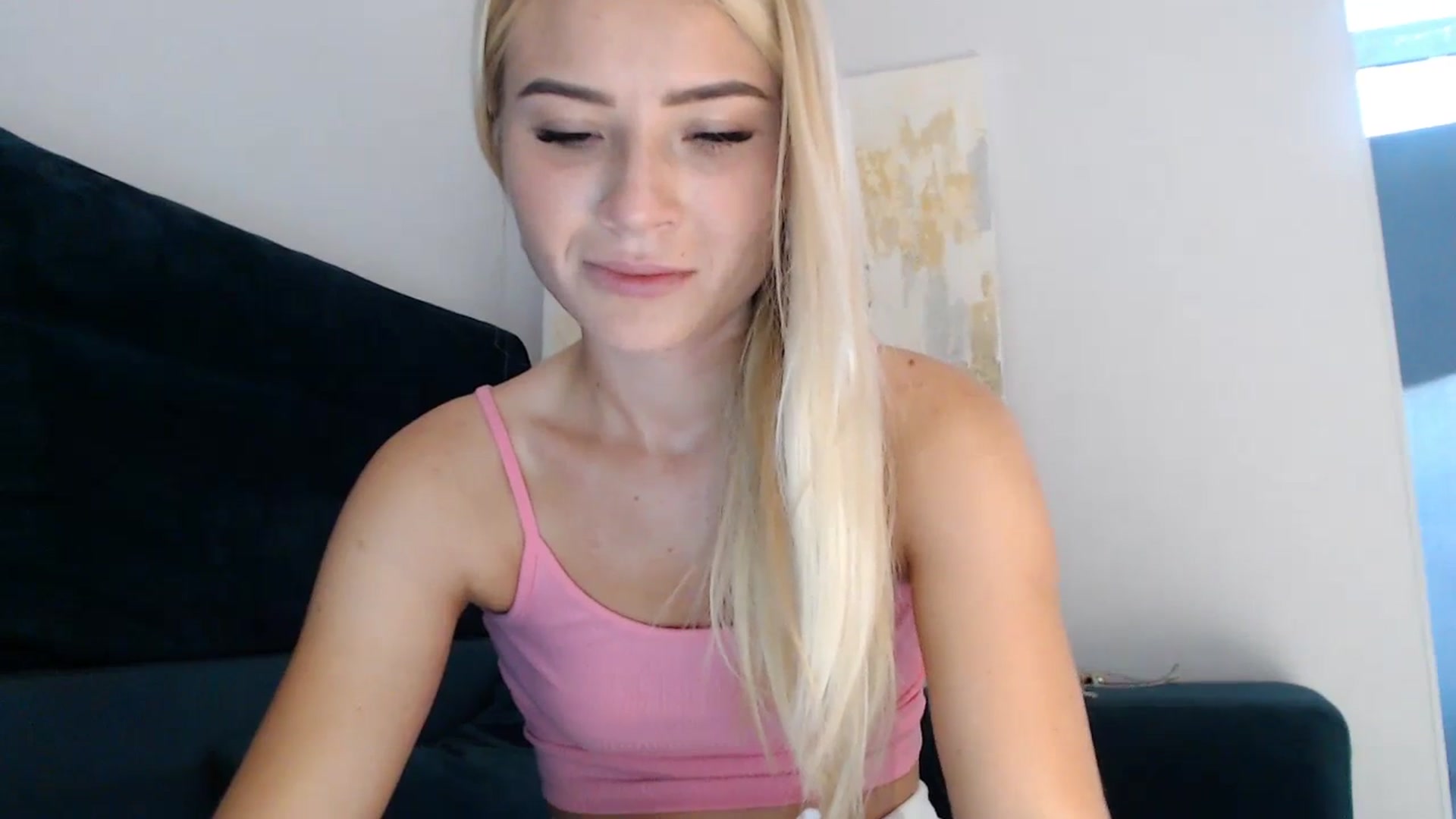 Gallery image thumbnail from bridetobe's myfreecams stream on, 08/15/2023, 02:45 image 5 of 20