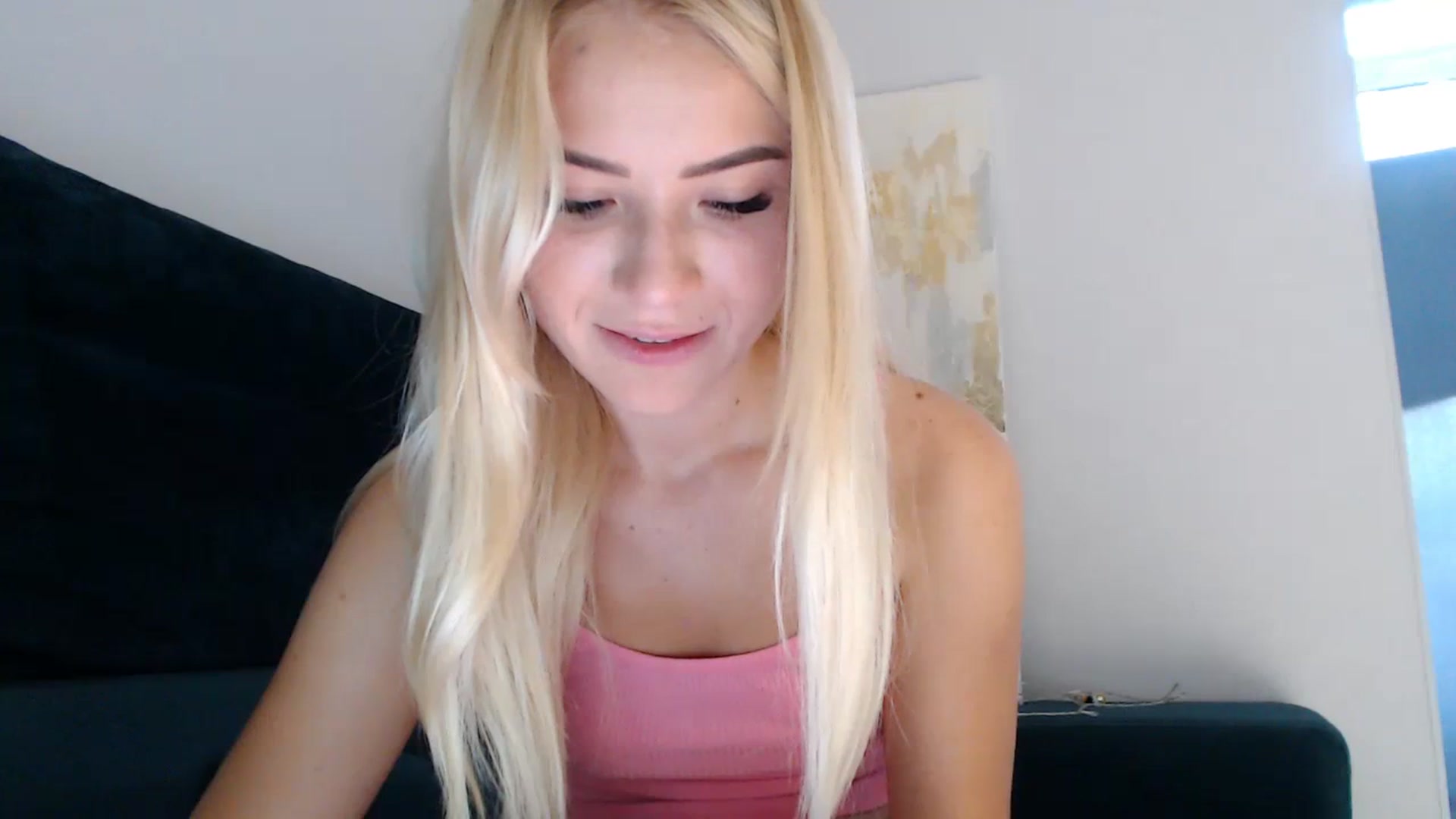 Gallery image thumbnail from bridetobe's myfreecams stream on, 08/15/2023, 02:45 image 15 of 20