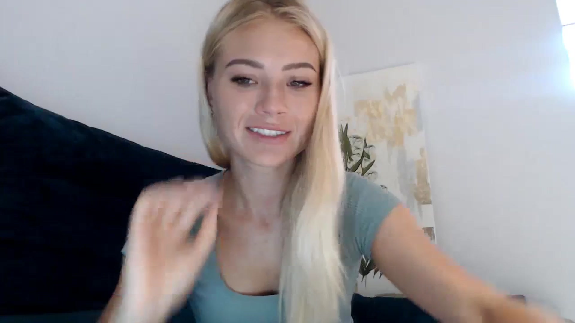 Gallery image thumbnail from bridetobe's myfreecams stream on, 08/22/2023, 03:09 image 6 of 20