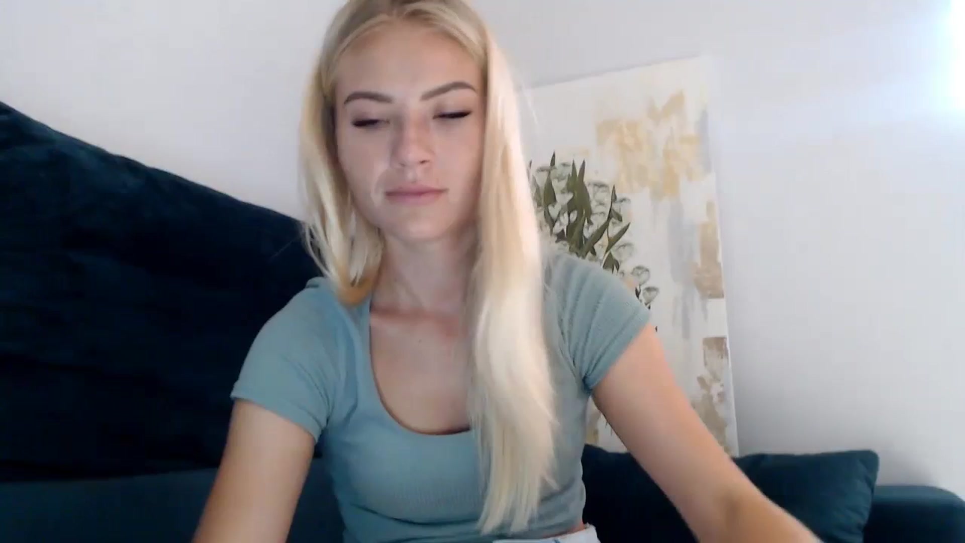 Gallery image thumbnail from bridetobe's myfreecams stream on, 08/22/2023, 03:09 image 17 of 20