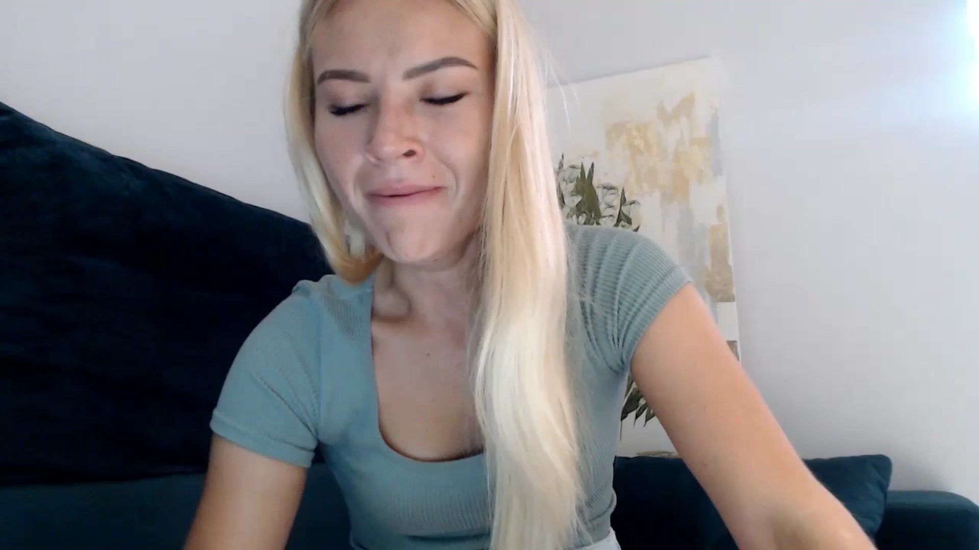 Gallery image thumbnail from bridetobe's myfreecams stream on, 08/22/2023, 03:09 image 12 of 20