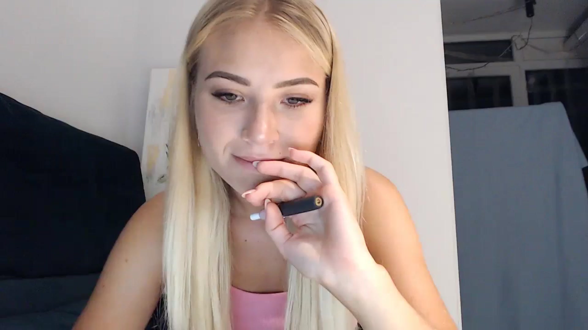 Gallery image thumbnail from bridetobe's myfreecams stream on, 08/23/2023, 24:01 image 8 of 20