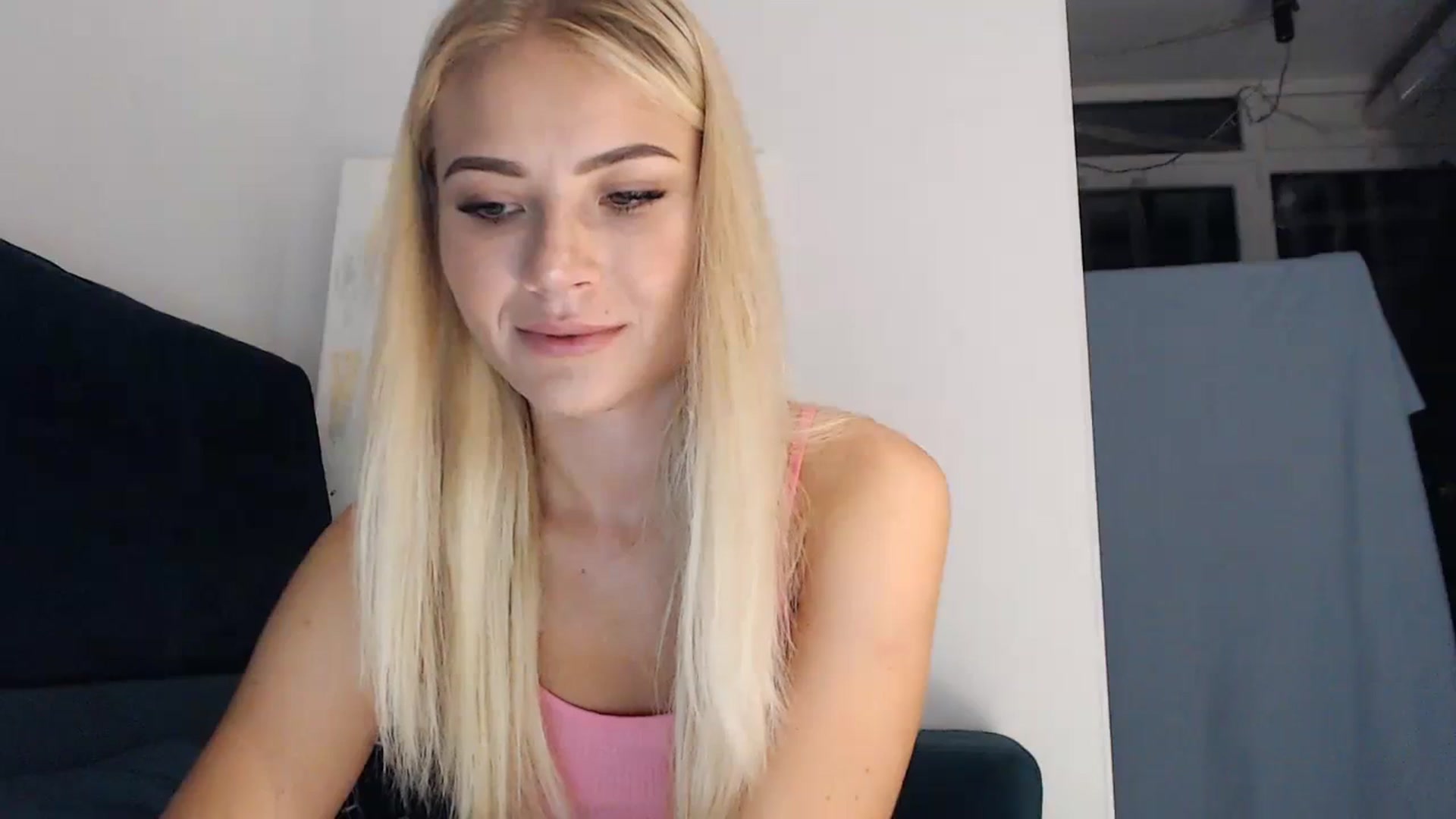 Gallery image thumbnail from bridetobe's myfreecams stream on, 08/23/2023, 24:01 image 9 of 20