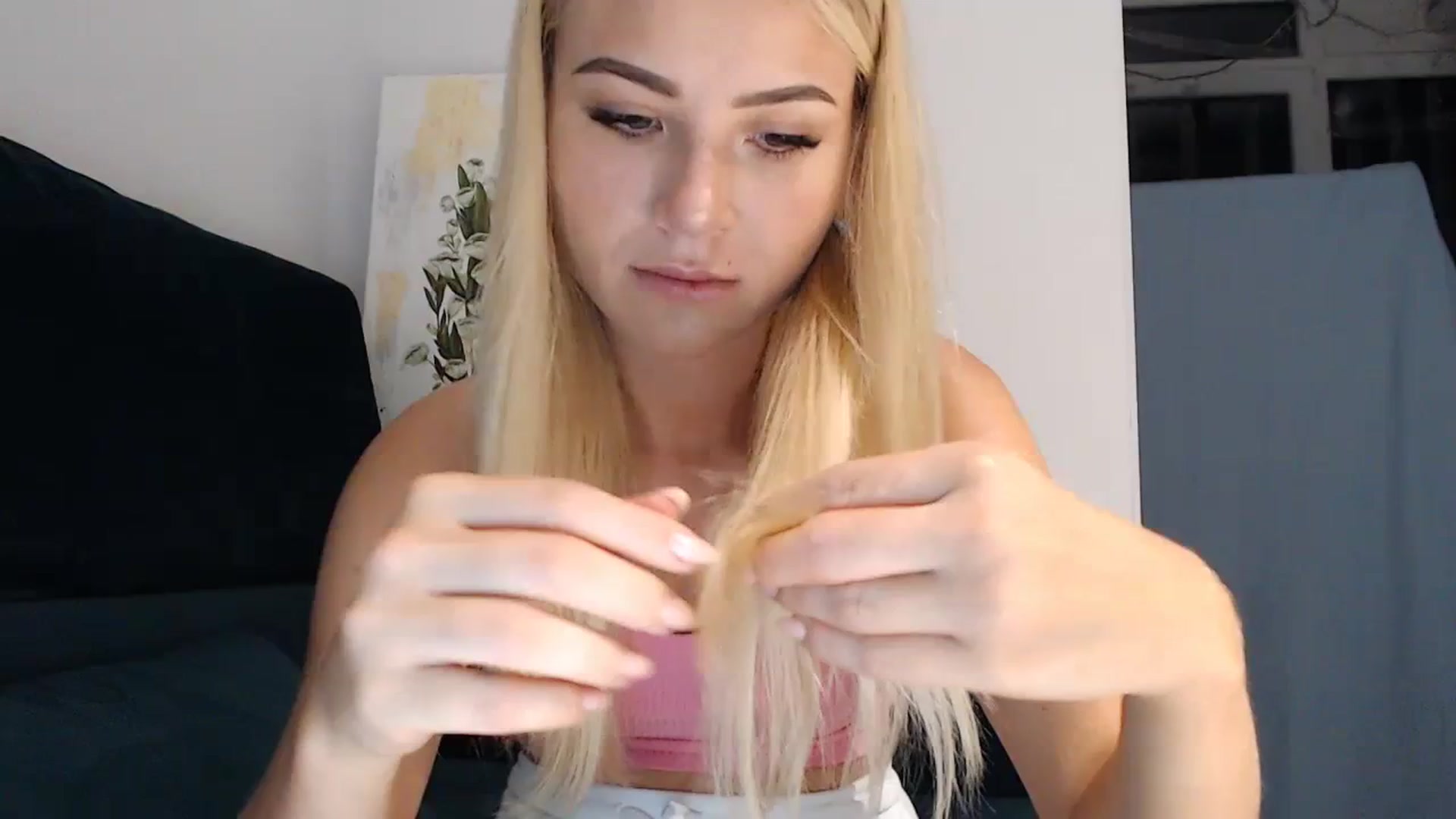 Gallery image thumbnail from bridetobe's myfreecams stream on, 08/23/2023, 24:01 image 1 of 20