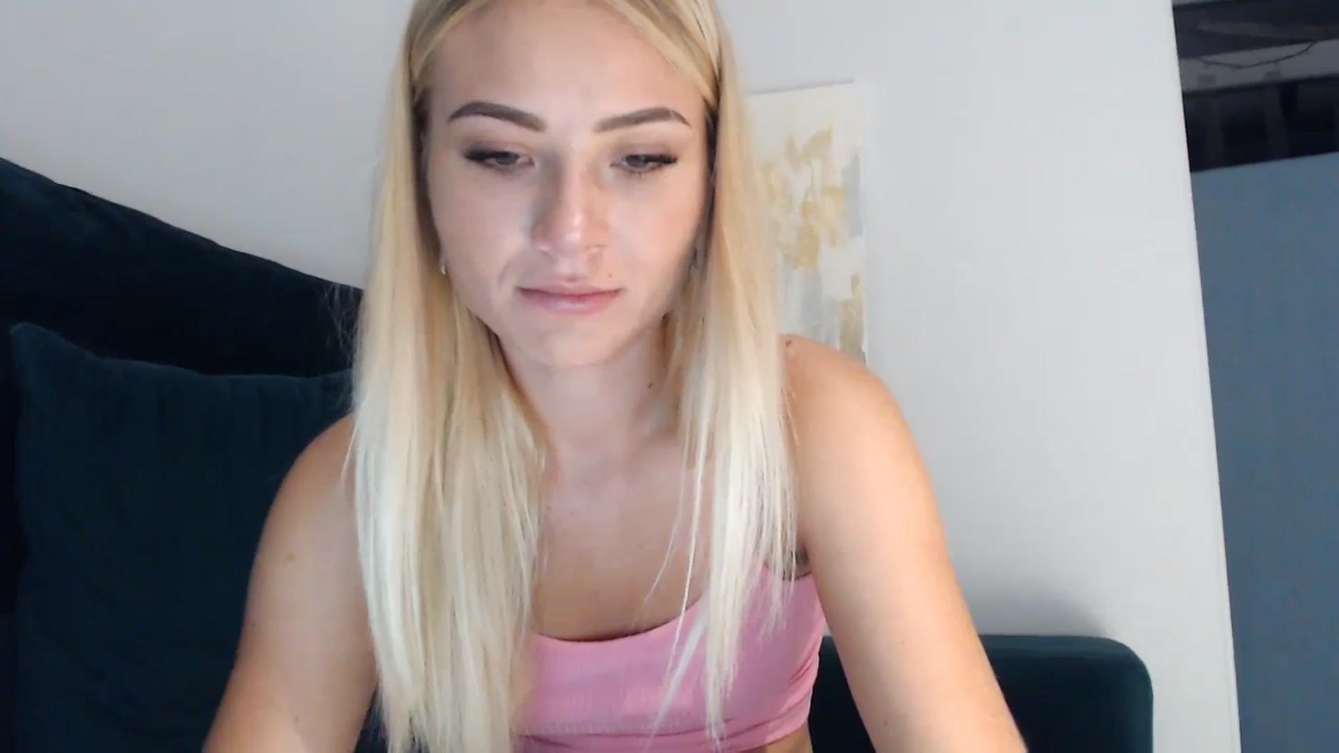 Gallery image thumbnail from bridetobe's myfreecams stream on, 08/23/2023, 24:47 image 20 of 20