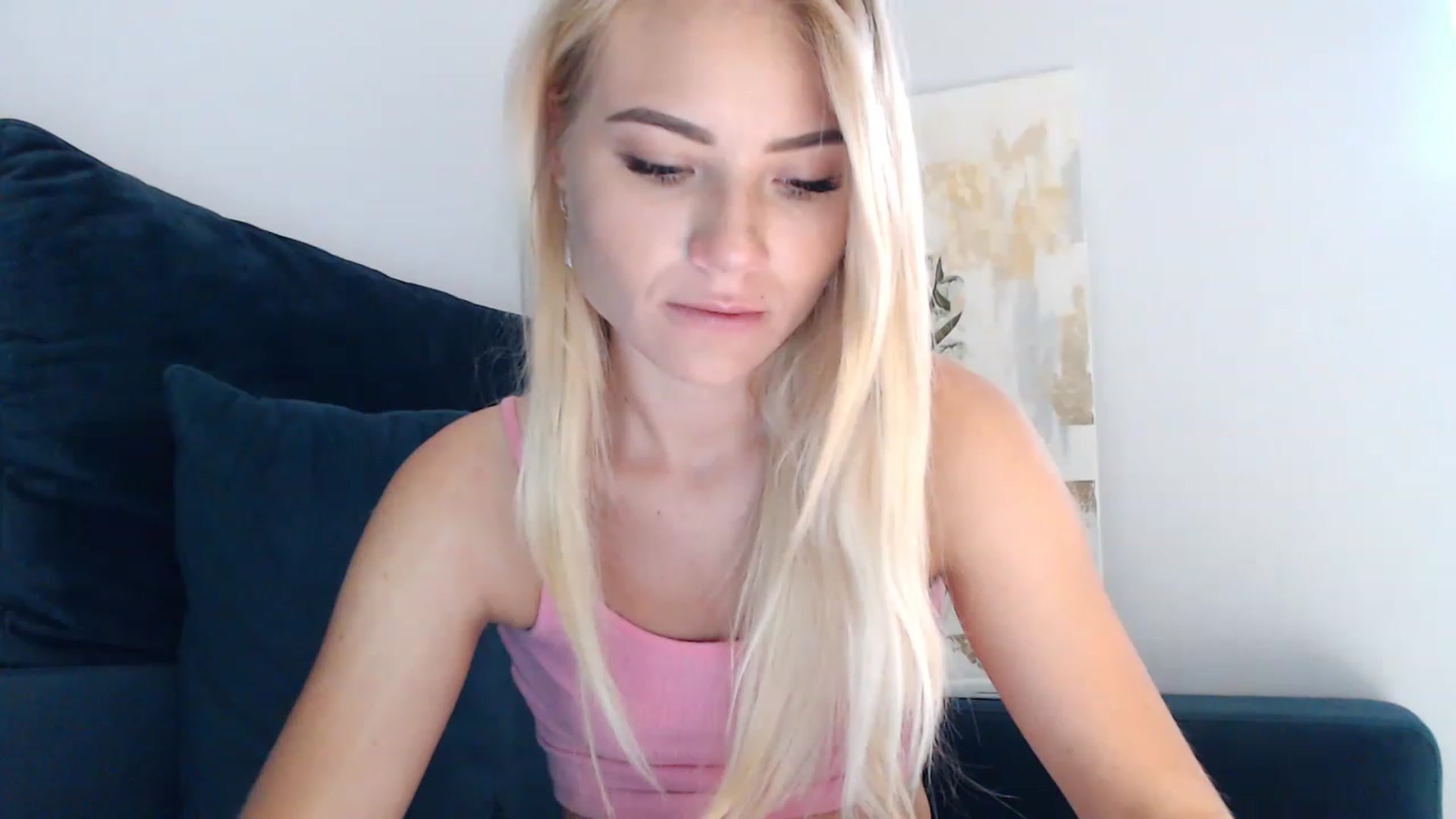 Gallery image thumbnail from bridetobe's myfreecams stream on, 08/23/2023, 03:30 image 2 of 20