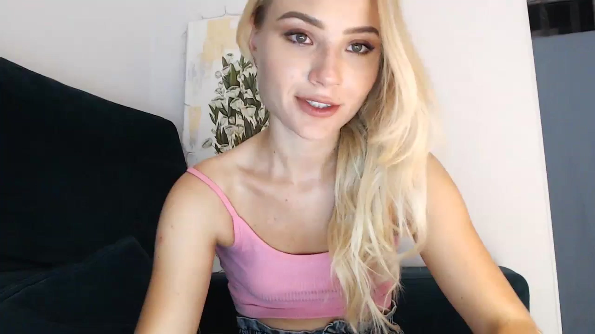 Gallery image thumbnail from bridetobe's myfreecams stream on, 08/26/2023, 18:33 image 1 of 20