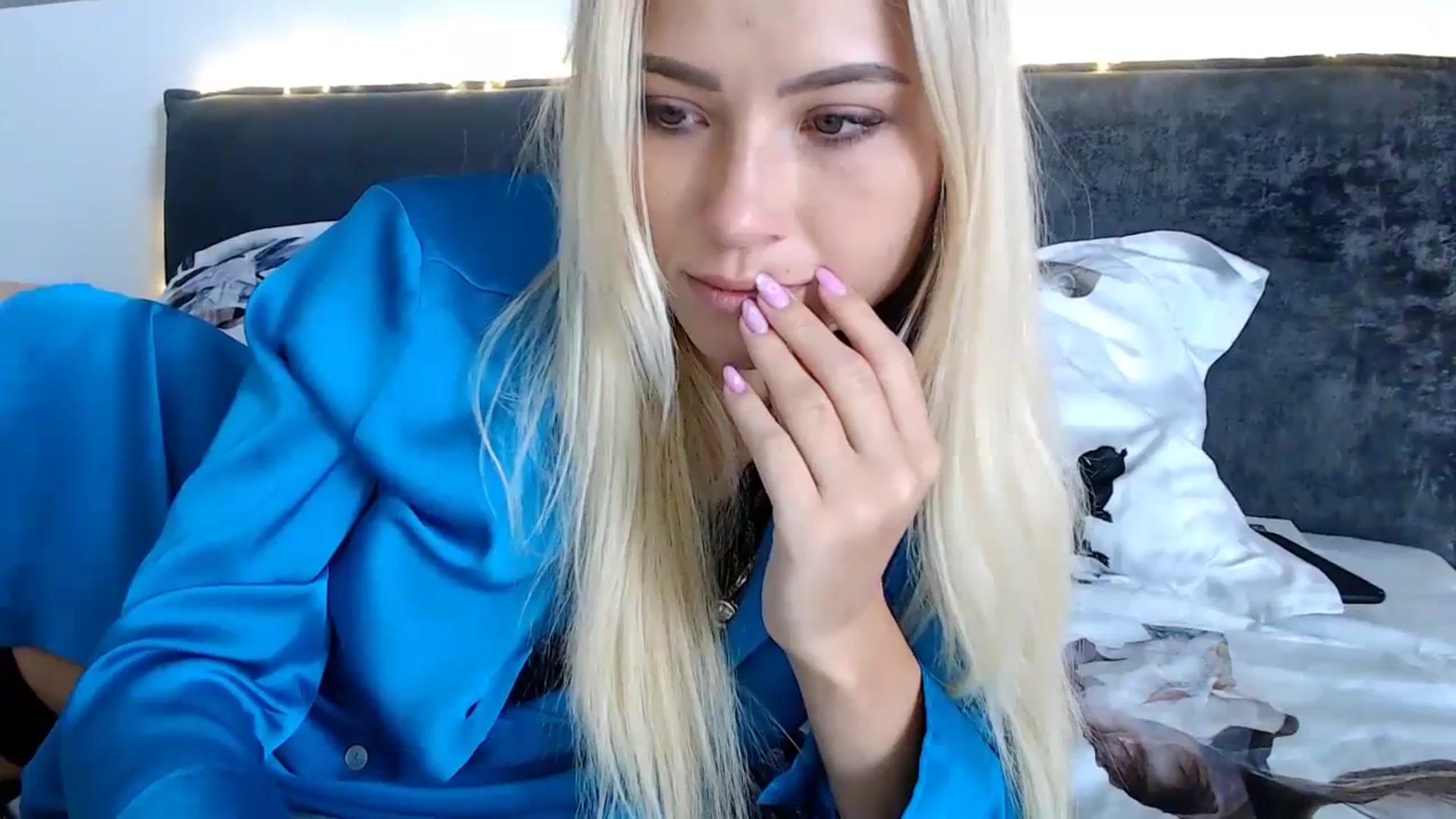 Gallery image thumbnail from bridetobe's myfreecams stream on, 09/26/2023, 06:04 image 15 of 20