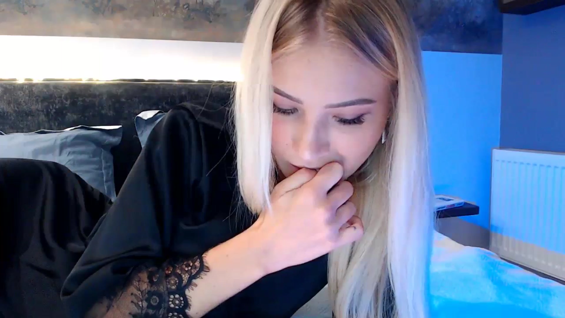 Gallery image thumbnail from bridetobe's myfreecams stream on, 09/27/2023, 02:35 image 5 of 20