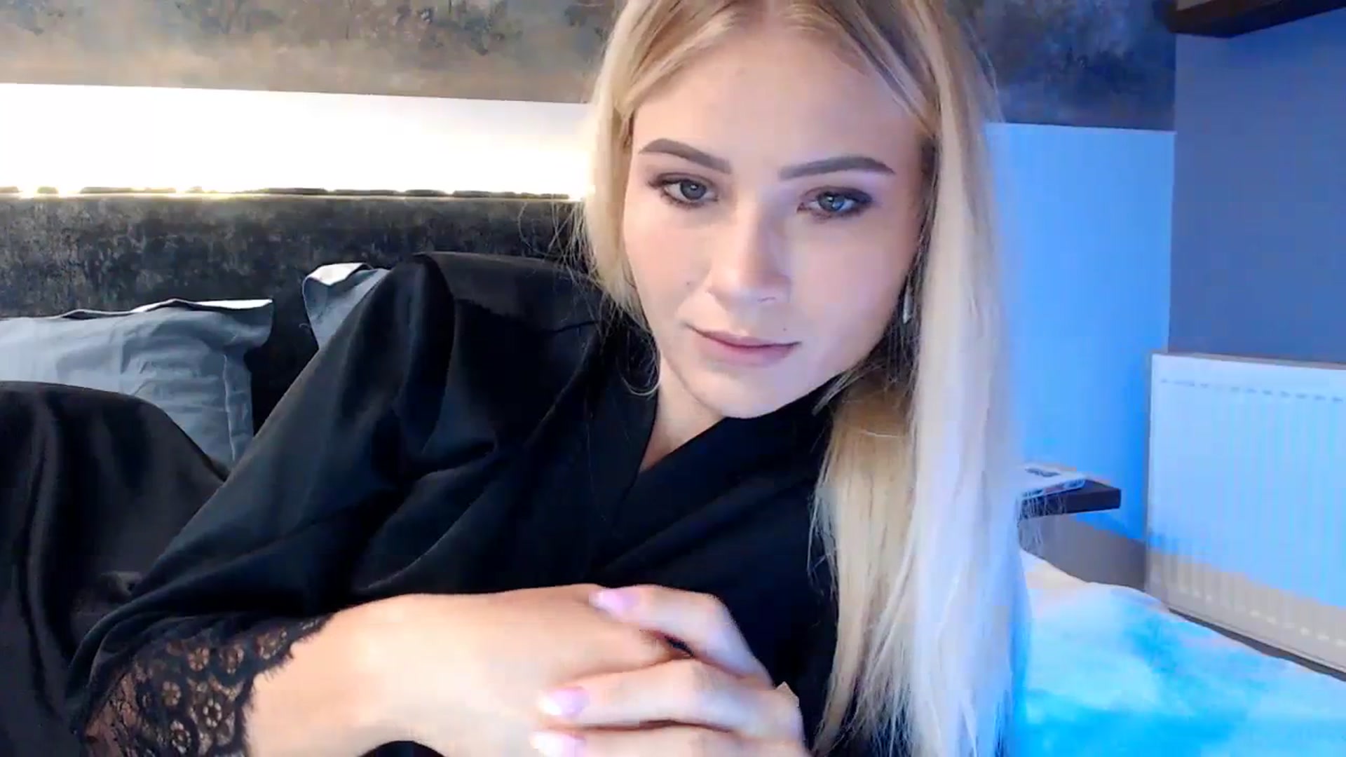 Gallery image thumbnail from bridetobe's myfreecams stream on, 09/27/2023, 02:35 image 10 of 20