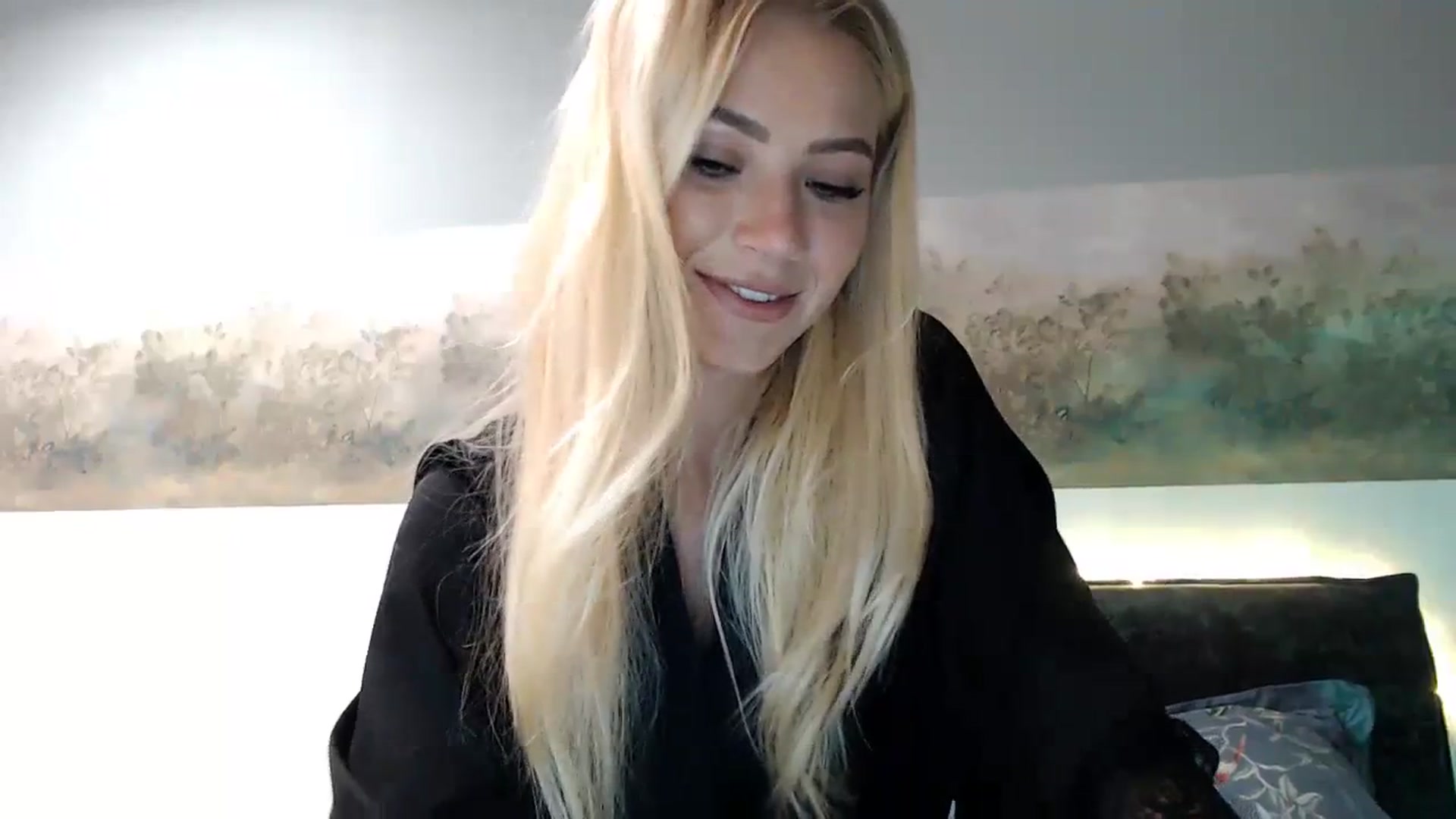 Gallery image thumbnail from bridetobe's myfreecams stream on, 09/29/2023, 01:54 image 14 of 20