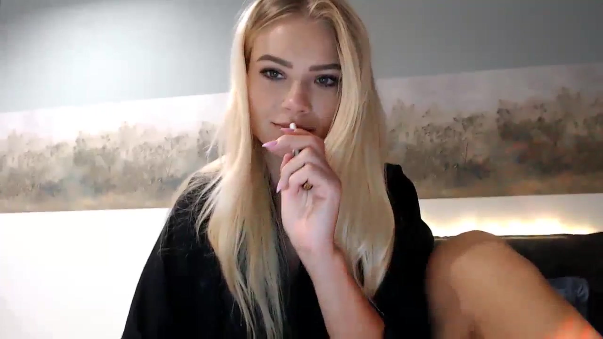 Gallery image thumbnail from bridetobe's myfreecams stream on, 09/29/2023, 01:54 image 7 of 20