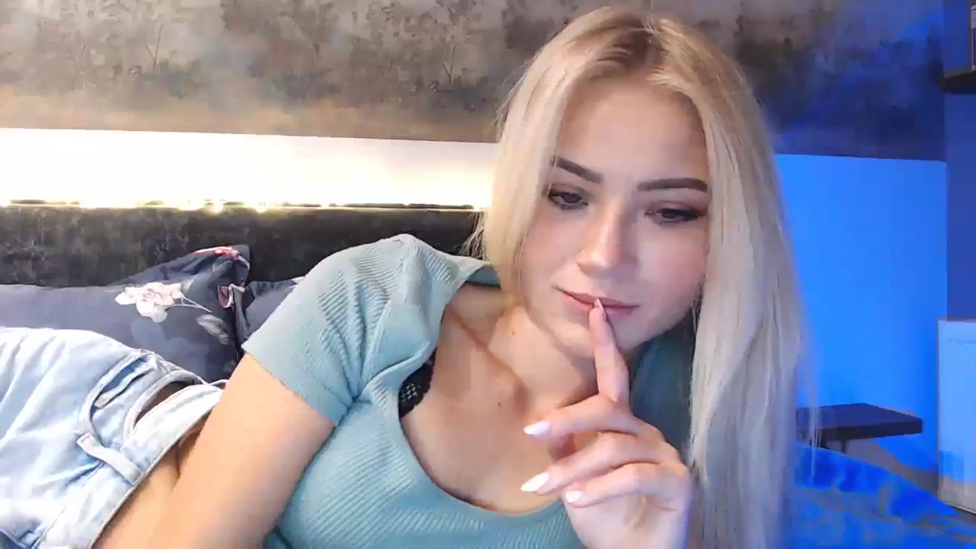 Gallery image thumbnail from bridetobe's myfreecams stream on, 10/11/2023, 02:26 image 10 of 20