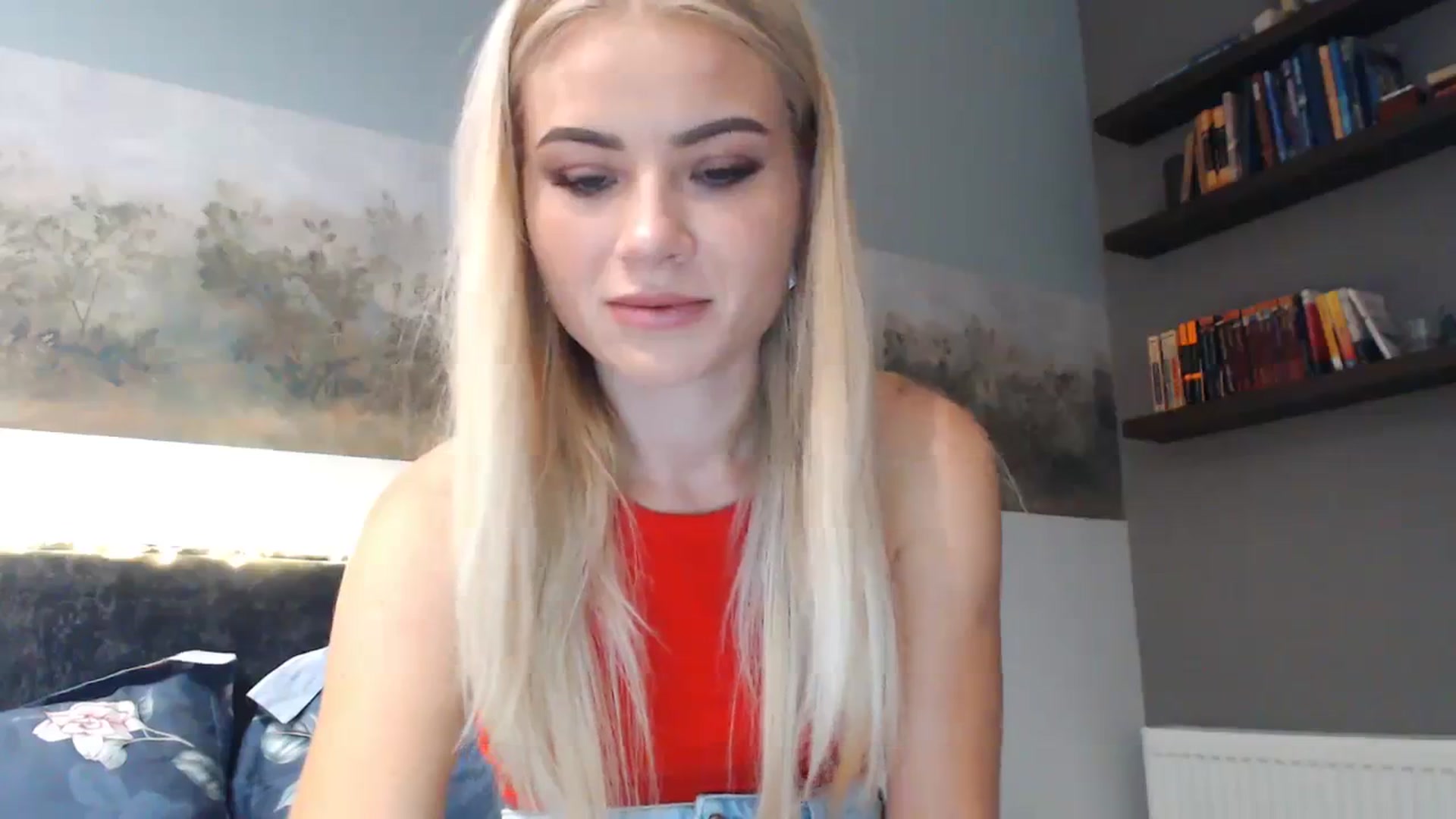 Gallery image thumbnail from bridetobe's myfreecams stream on, 10/12/2023, 01:18 image 10 of 20