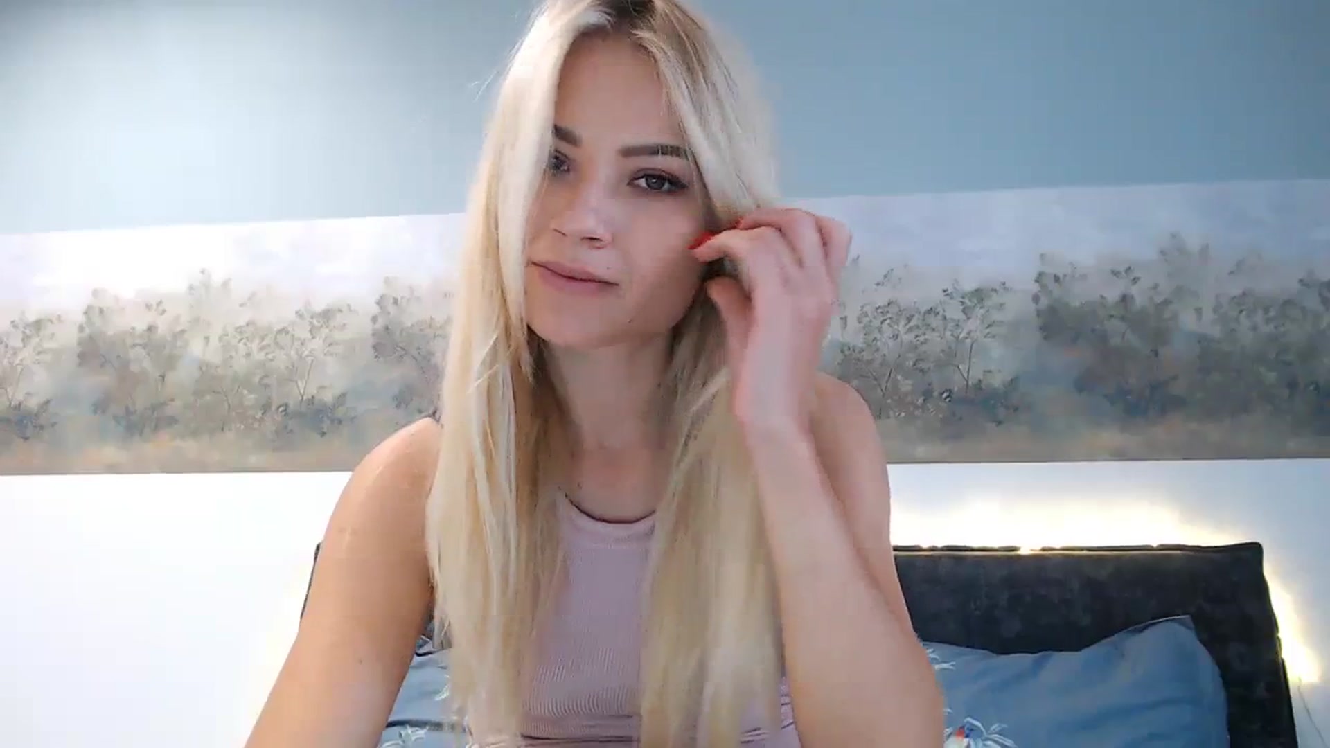 Gallery image thumbnail from bridetobe's myfreecams stream on, 10/27/2023, 06:42 image 6 of 20