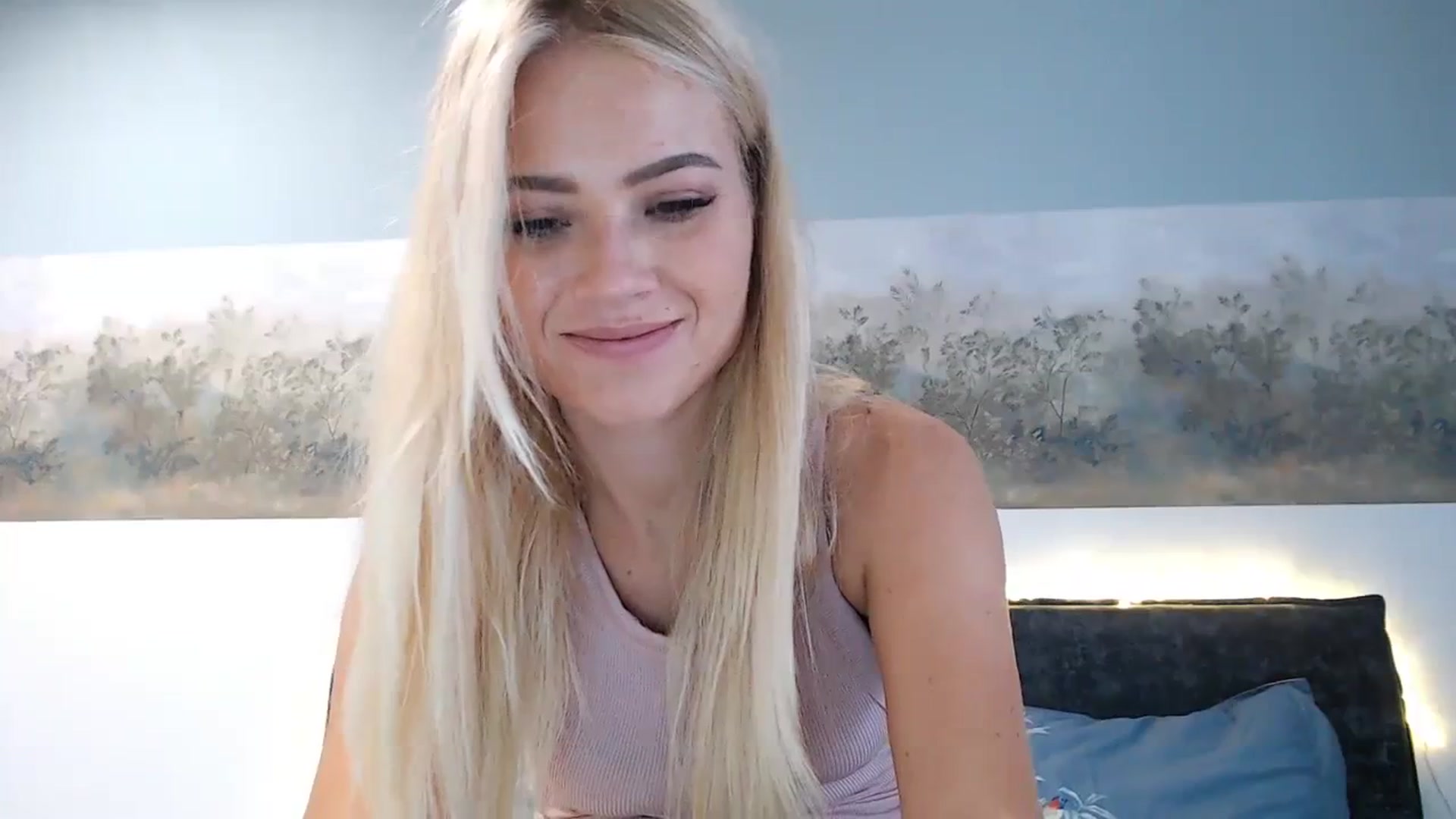 Gallery image thumbnail from bridetobe's myfreecams stream on, 10/27/2023, 06:42 image 9 of 20