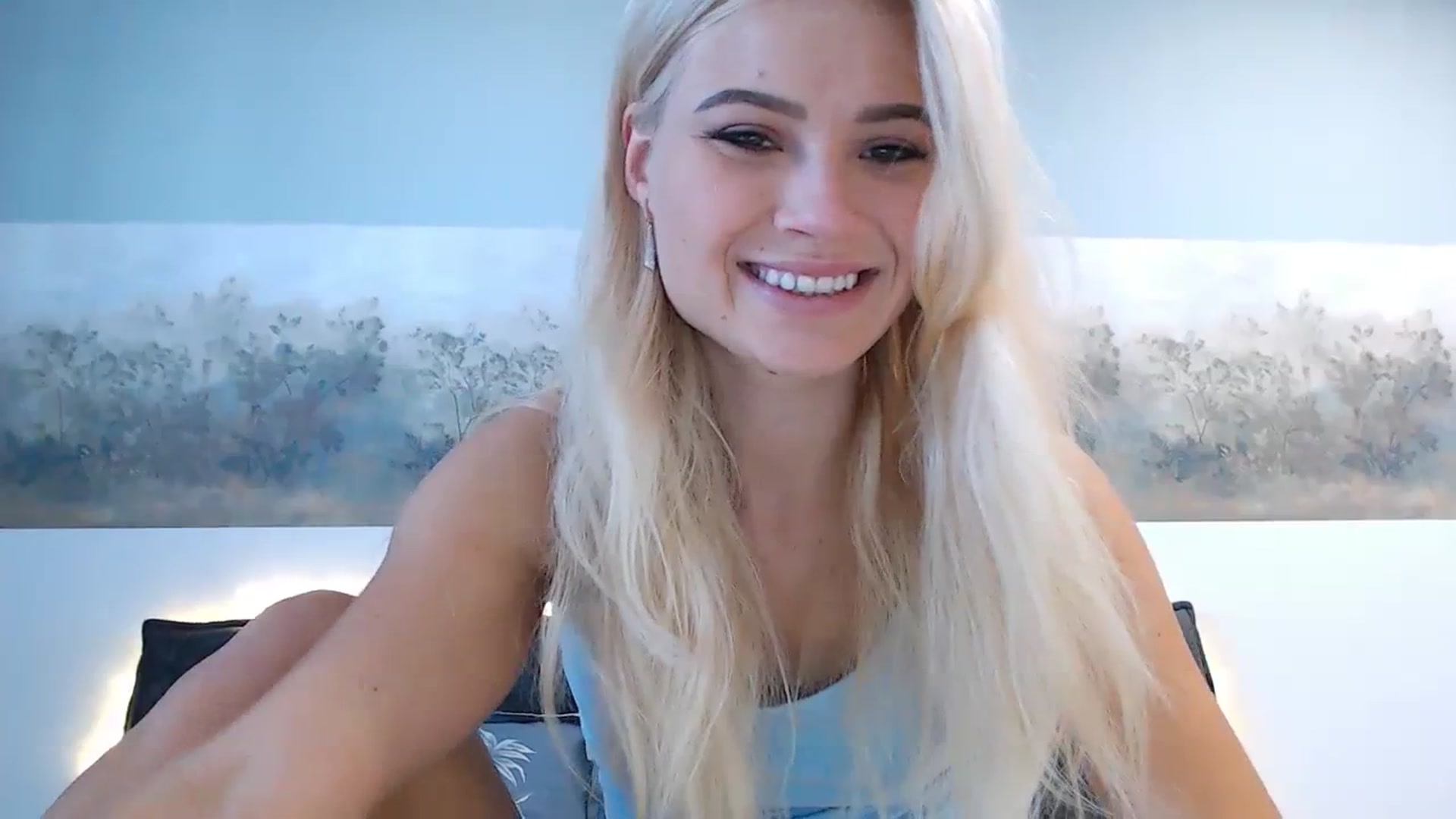 Gallery image thumbnail from bridetobe's myfreecams stream on, 10/30/2023, 06:12 image 12 of 20