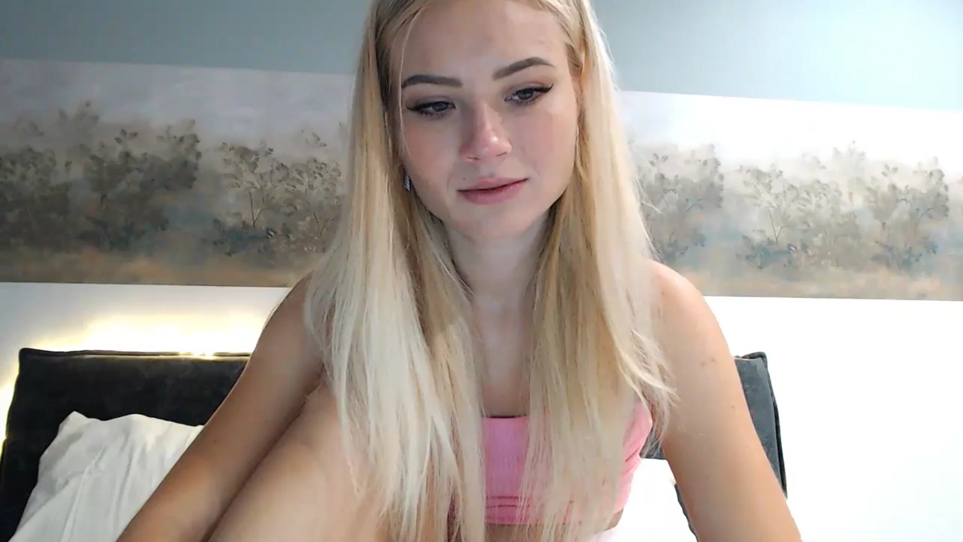 Gallery image thumbnail from bridetobe's myfreecams stream on, 10/31/2023, 04:29 image 19 of 20