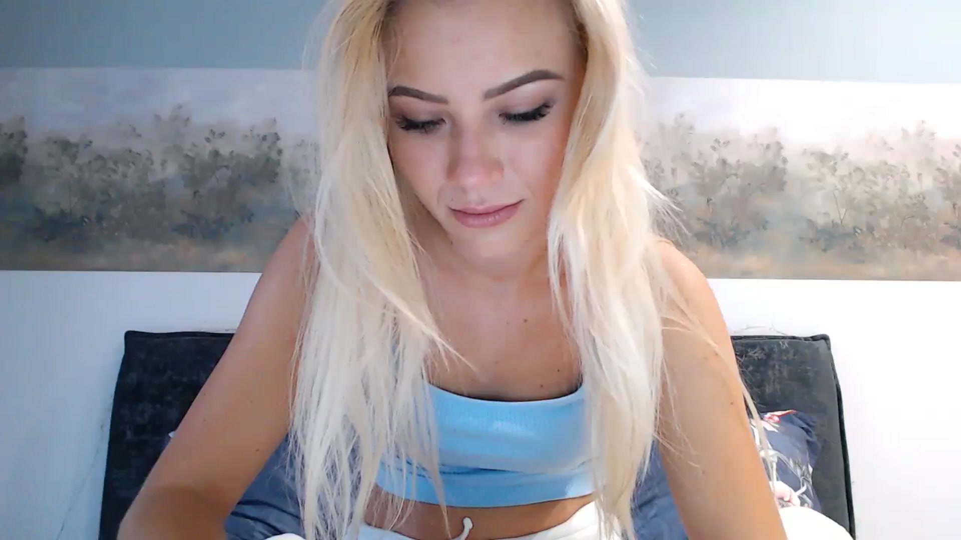 Gallery image thumbnail from bridetobe's myfreecams stream on, 11/05/2023, 05:15 image 18 of 20