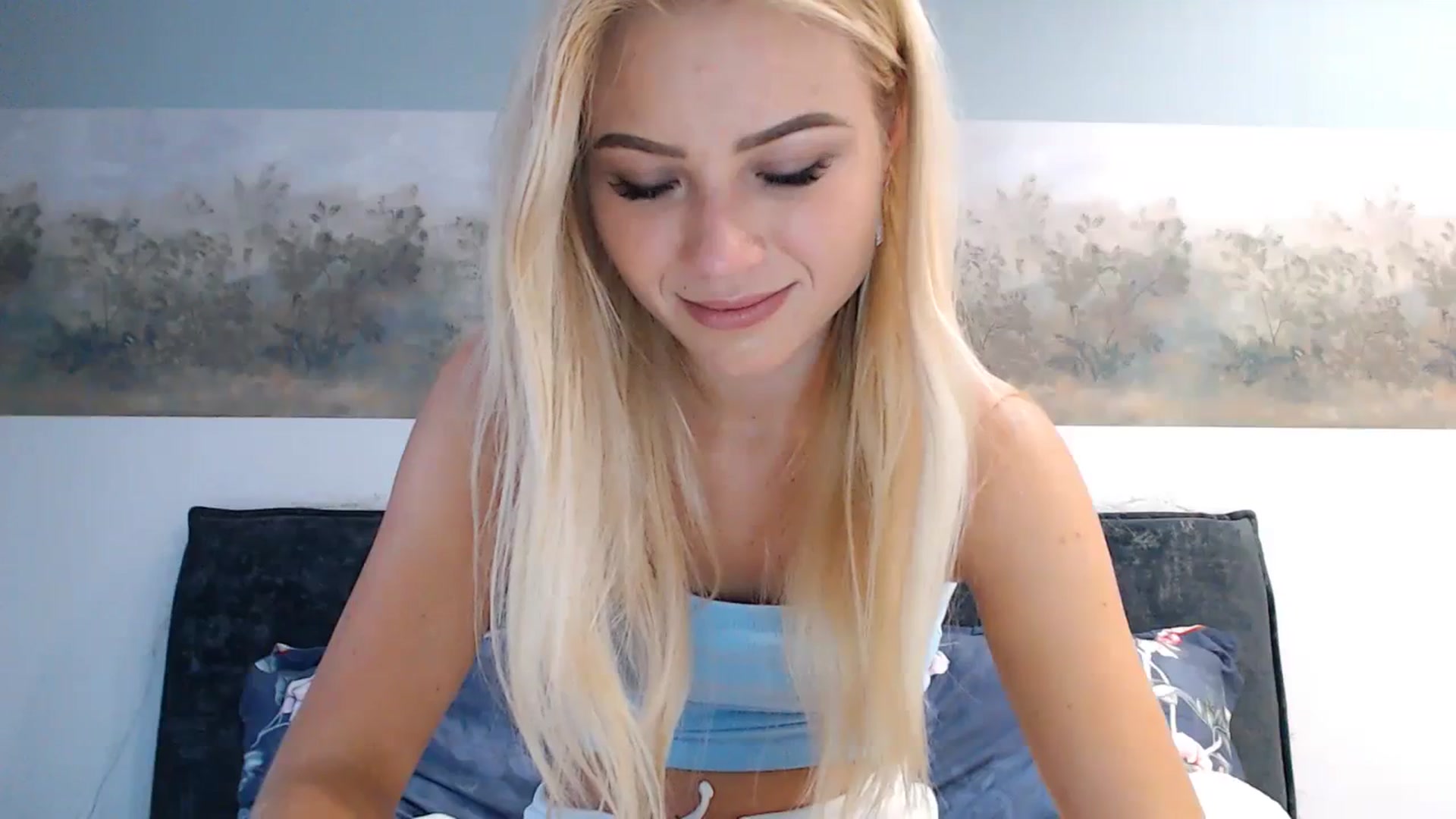 Gallery image thumbnail from bridetobe's myfreecams stream on, 11/05/2023, 05:15 image 17 of 20