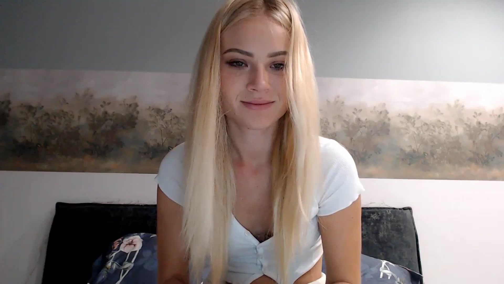 Gallery image thumbnail from bridetobe's myfreecams stream on, 11/06/2023, 04:06 image 19 of 20