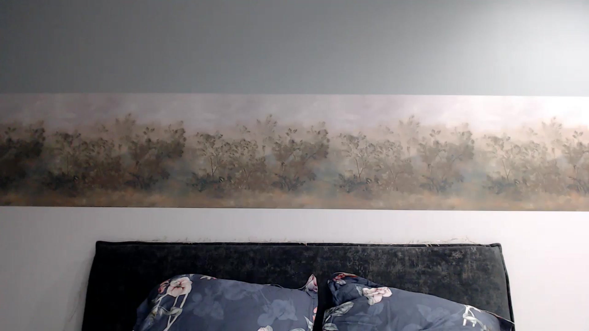 Gallery image thumbnail from bridetobe's myfreecams stream on, 11/06/2023, 04:06 image 7 of 20