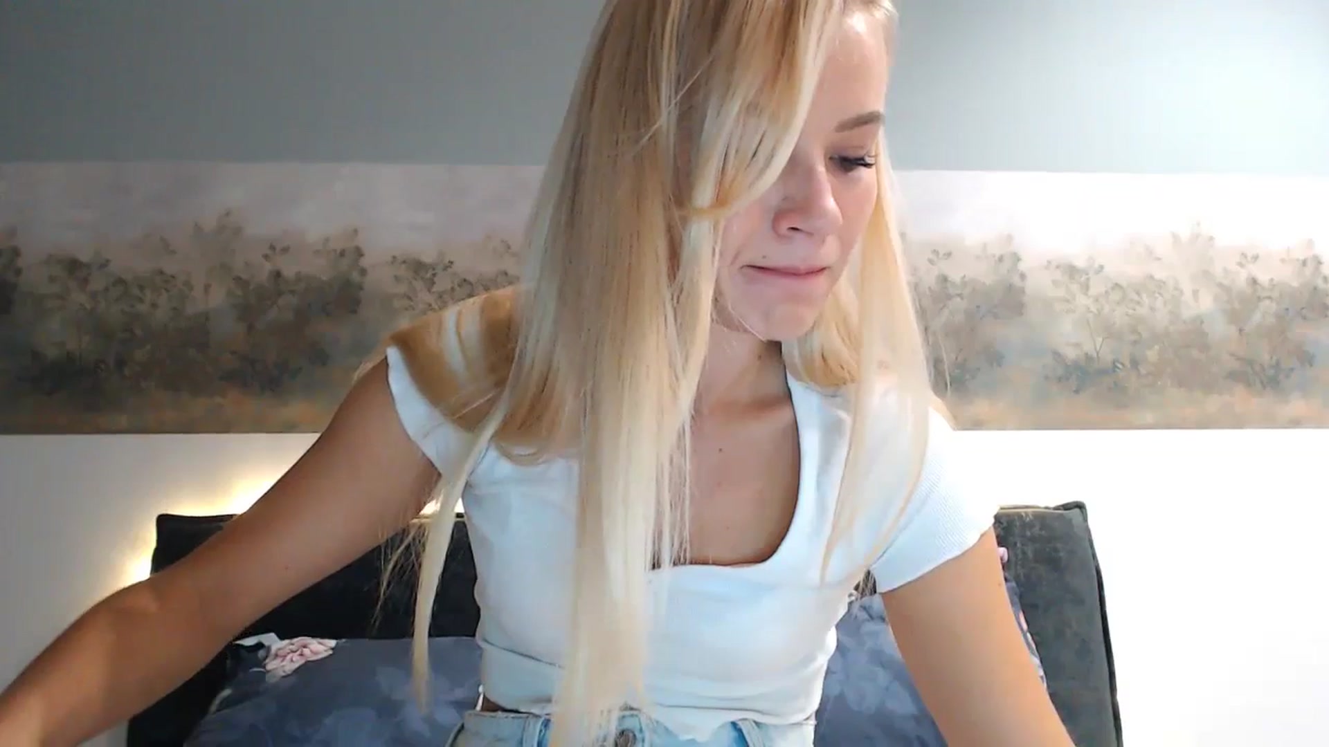 Gallery image thumbnail from bridetobe's myfreecams stream on, 11/07/2023, 04:15 image 9 of 20