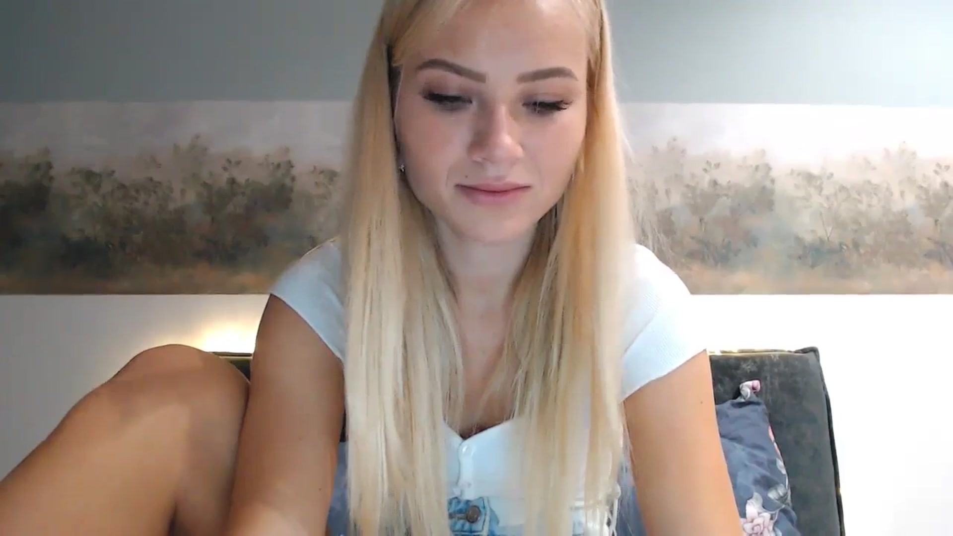 Gallery image thumbnail from bridetobe's myfreecams stream on, 11/07/2023, 04:15 image 18 of 20