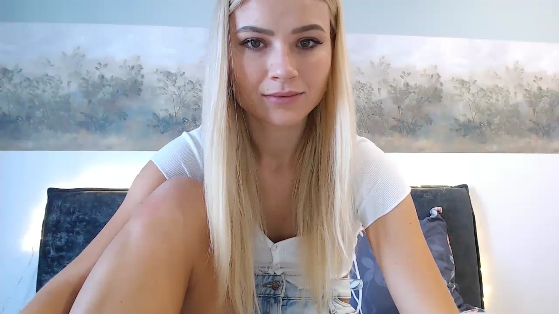 Gallery image thumbnail from bridetobe's myfreecams stream on, 11/07/2023, 06:04 image 2 of 20