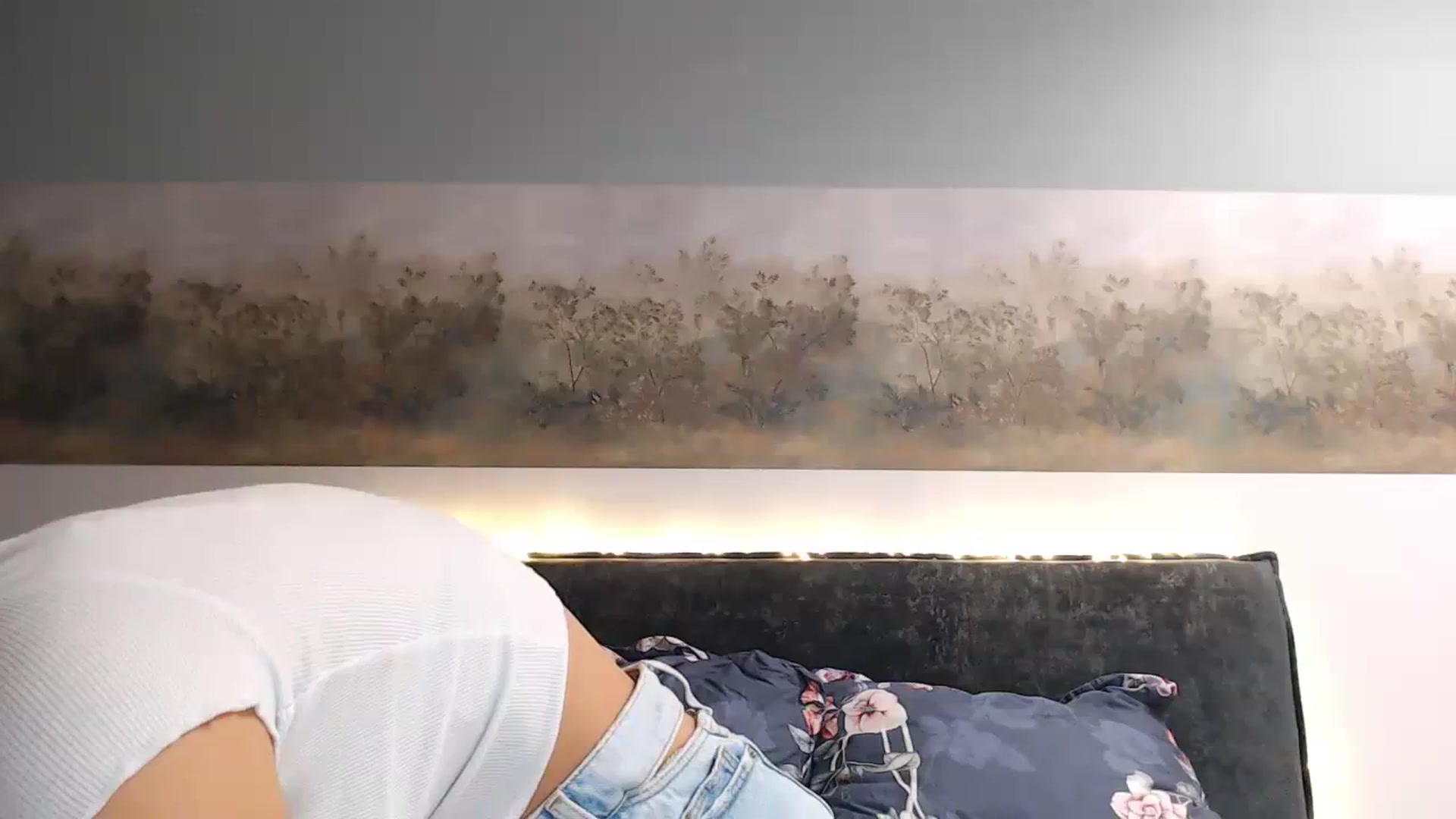 Gallery image thumbnail from bridetobe's myfreecams stream on, 11/08/2023, 04:41 image 1 of 20
