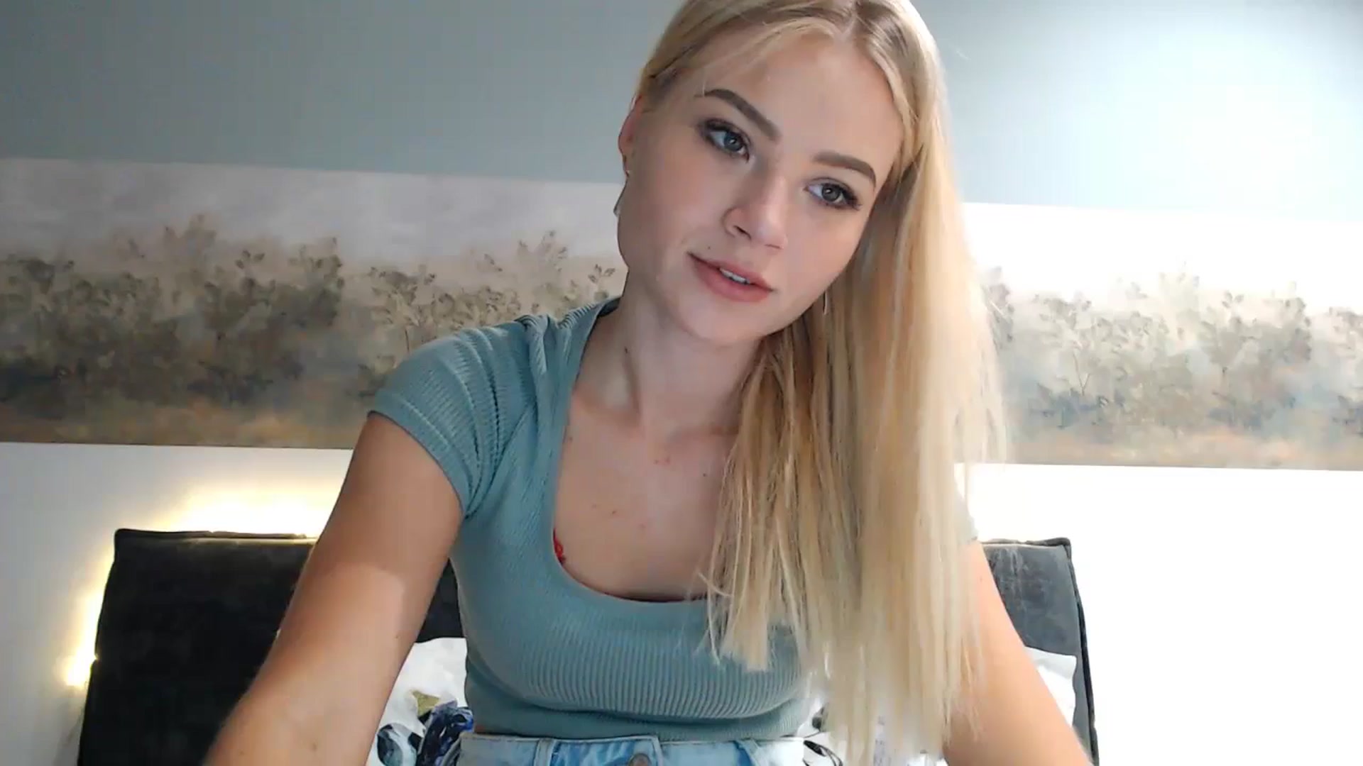 Gallery image thumbnail from bridetobe's myfreecams stream on, 11/22/2023, 03:08 image 1 of 20