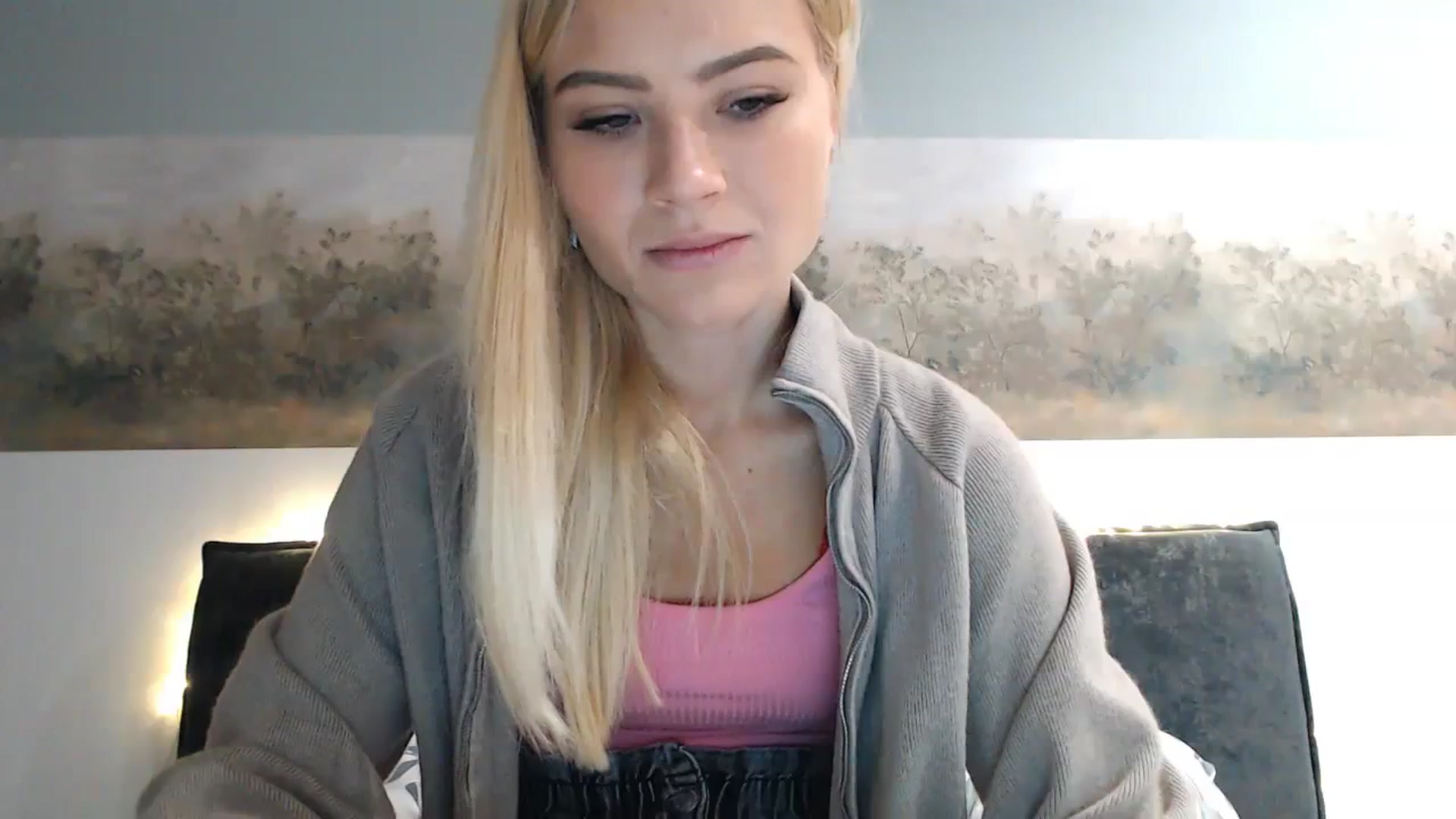 Gallery image thumbnail from bridetobe's myfreecams stream on, 11/23/2023, 03:18 image 14 of 20