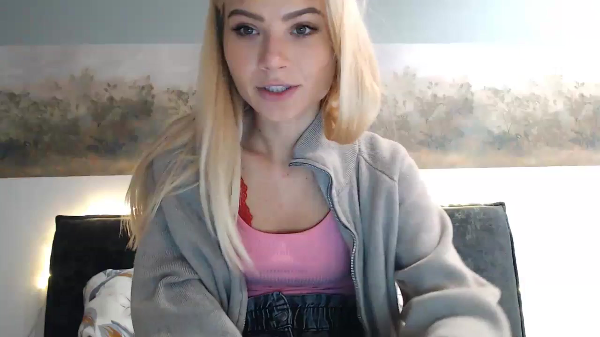 Gallery image thumbnail from bridetobe's myfreecams stream on, 11/23/2023, 03:38 image 1 of 20