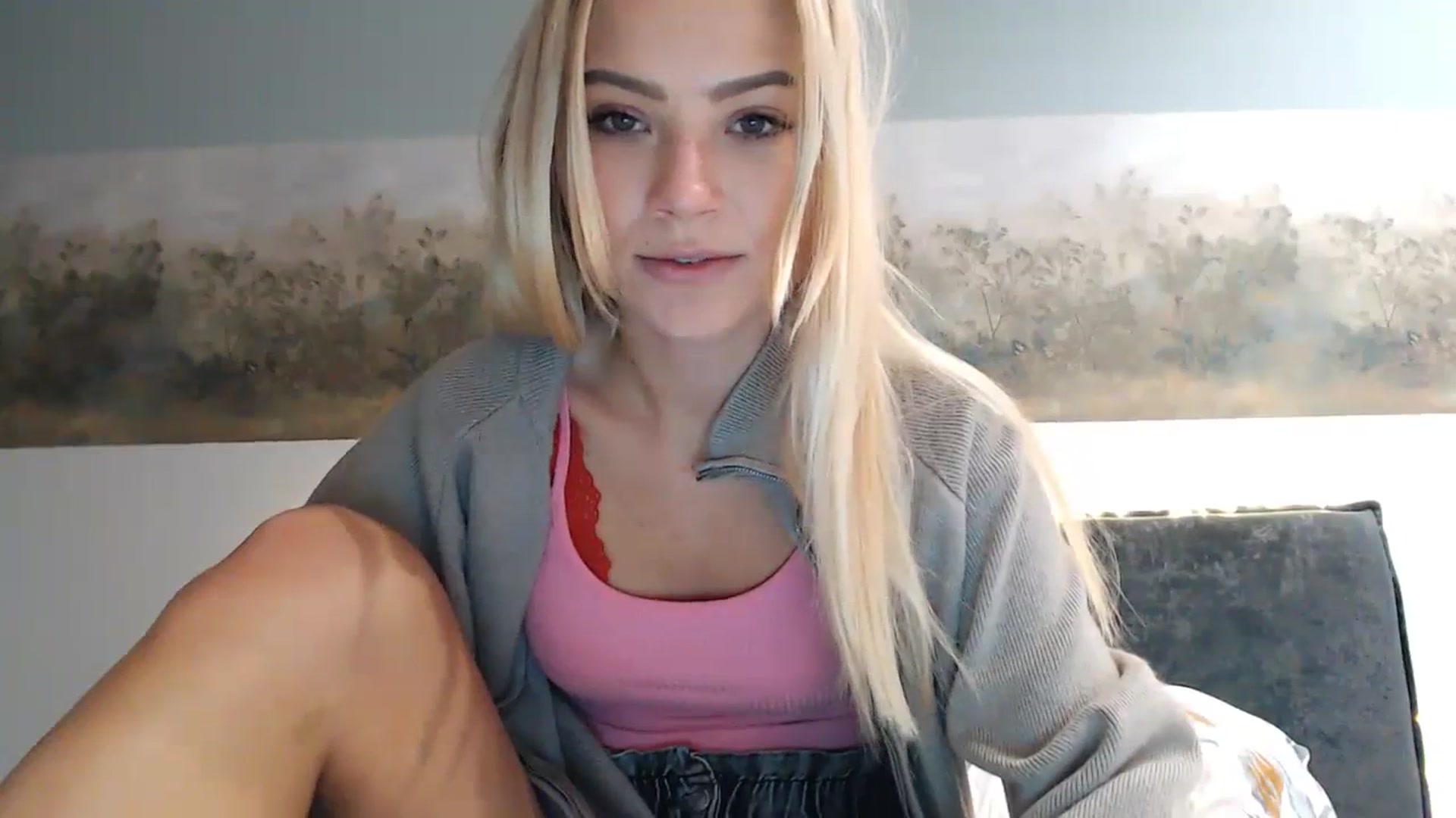 Gallery image thumbnail from bridetobe's myfreecams stream on, 11/23/2023, 03:38 image 6 of 20