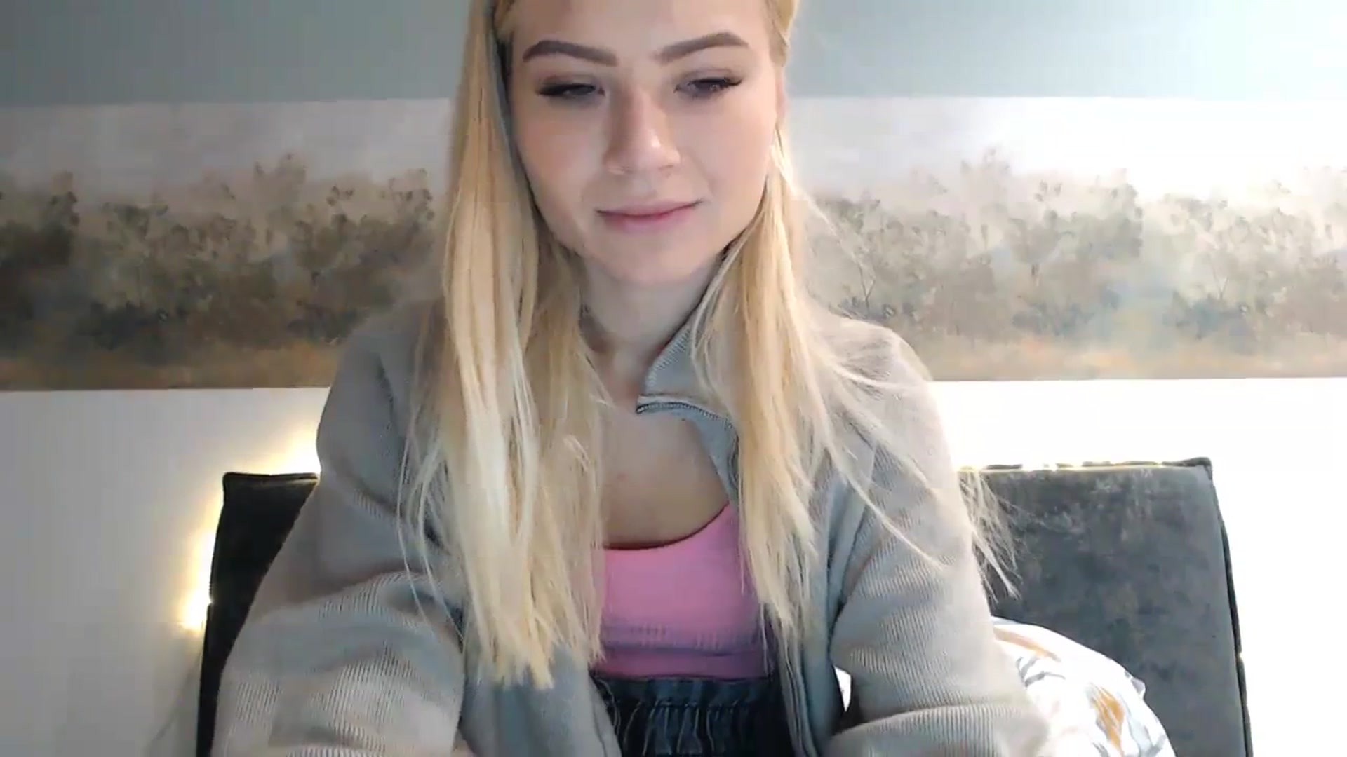 Gallery image thumbnail from bridetobe's myfreecams stream on, 11/23/2023, 03:38 image 9 of 20