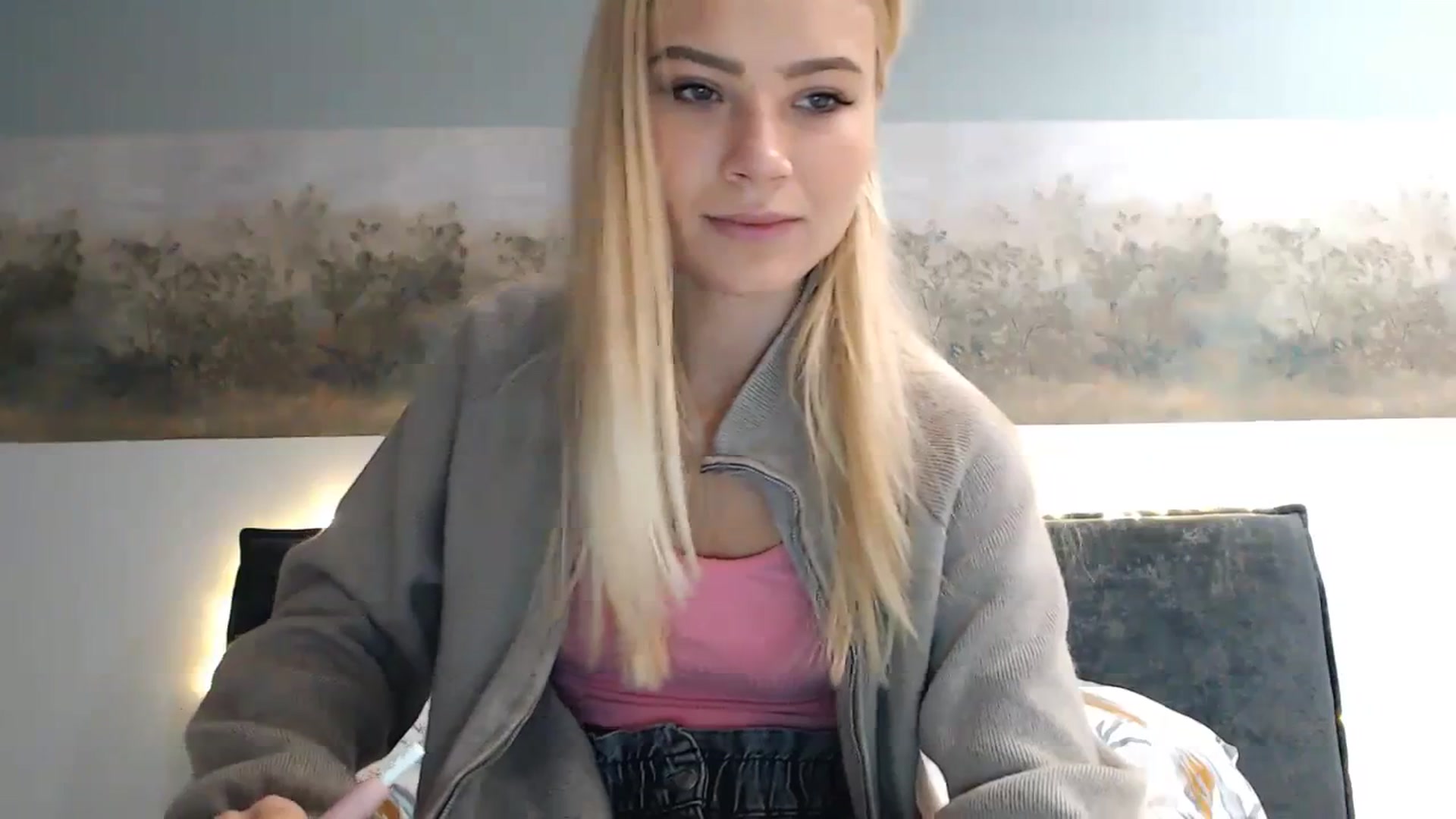 Gallery image thumbnail from bridetobe's myfreecams stream on, 11/23/2023, 03:38 image 19 of 20