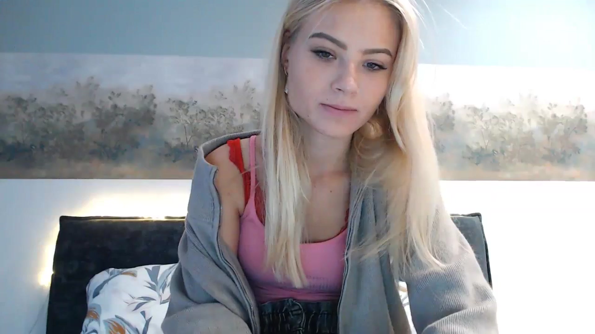 Gallery image thumbnail from bridetobe's myfreecams stream on, 11/23/2023, 05:32 image 9 of 20