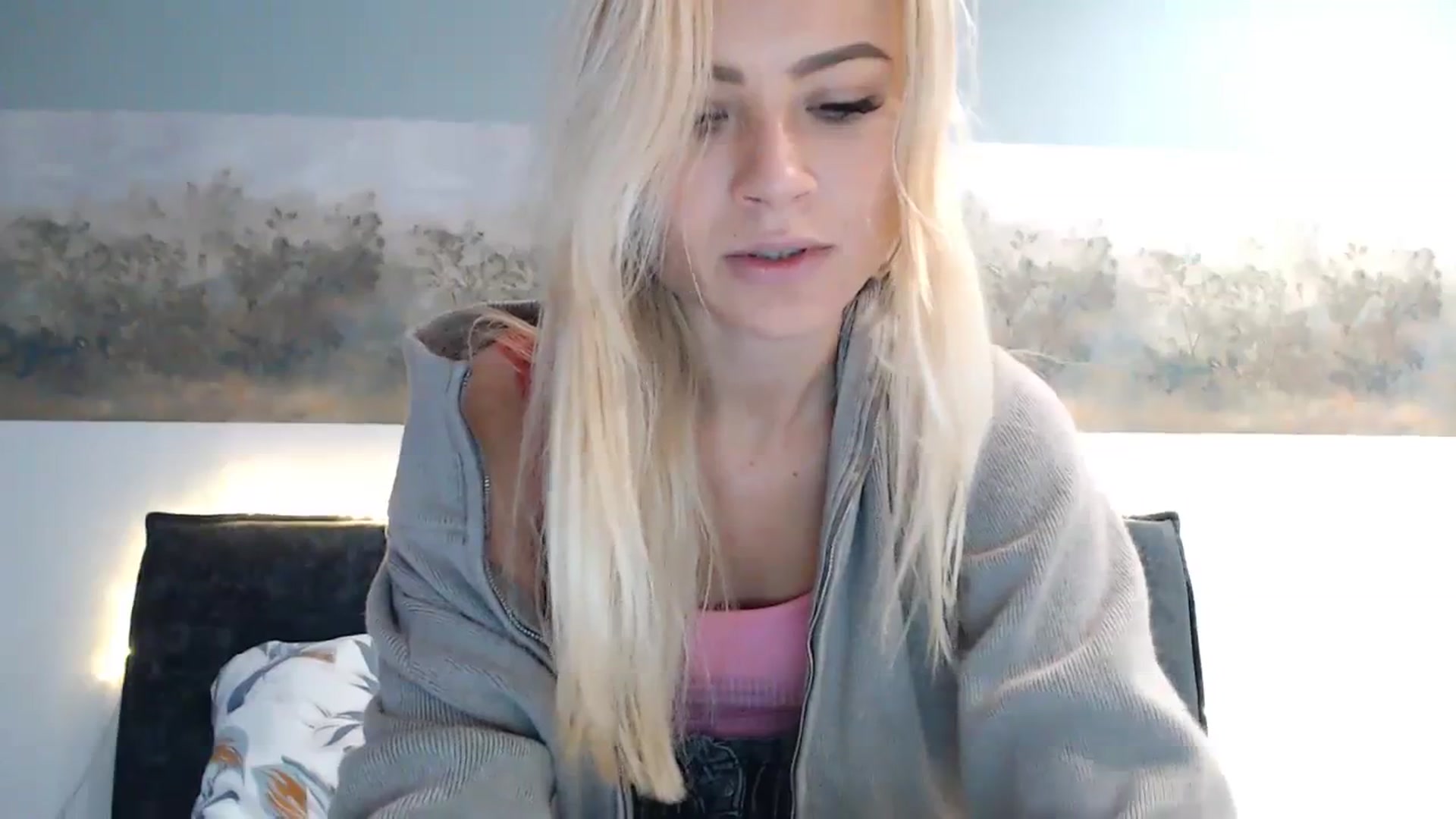 Gallery image thumbnail from bridetobe's myfreecams stream on, 11/23/2023, 05:32 image 5 of 20
