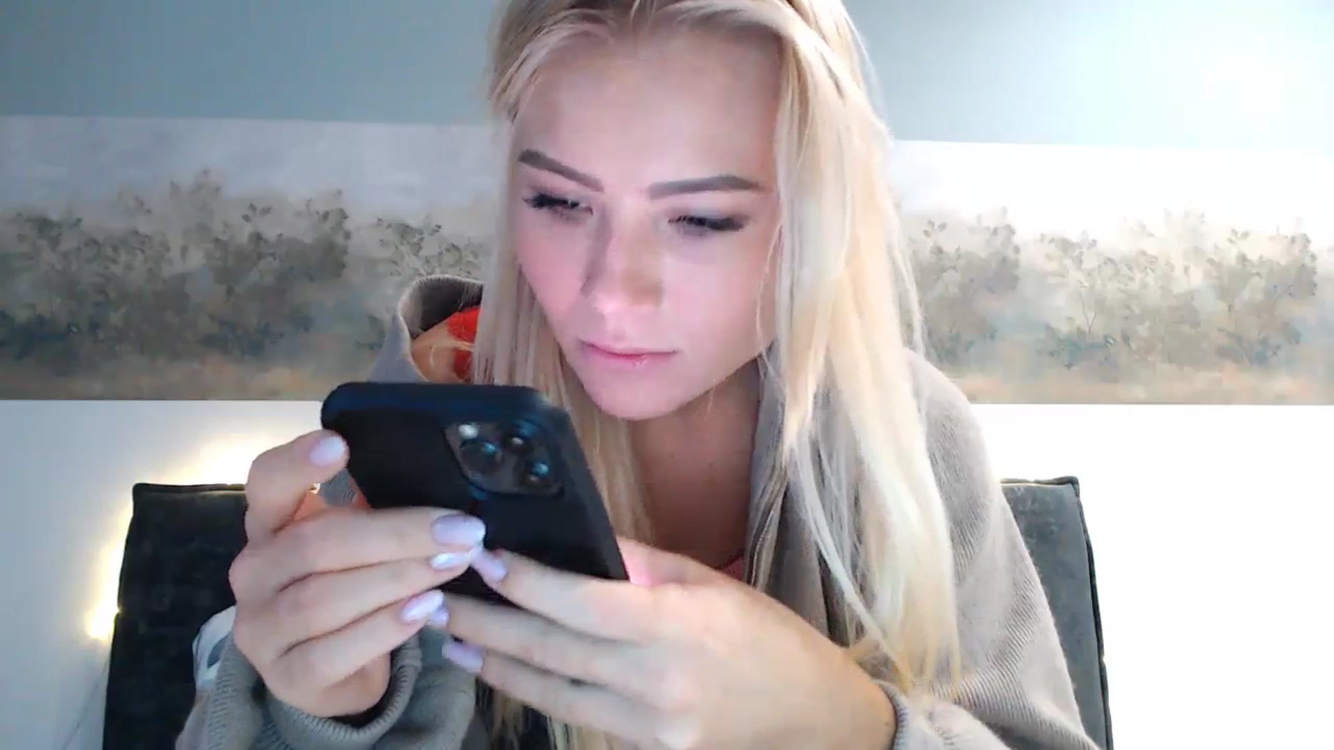 Gallery image thumbnail from bridetobe's myfreecams stream on, 11/23/2023, 05:32 image 7 of 20