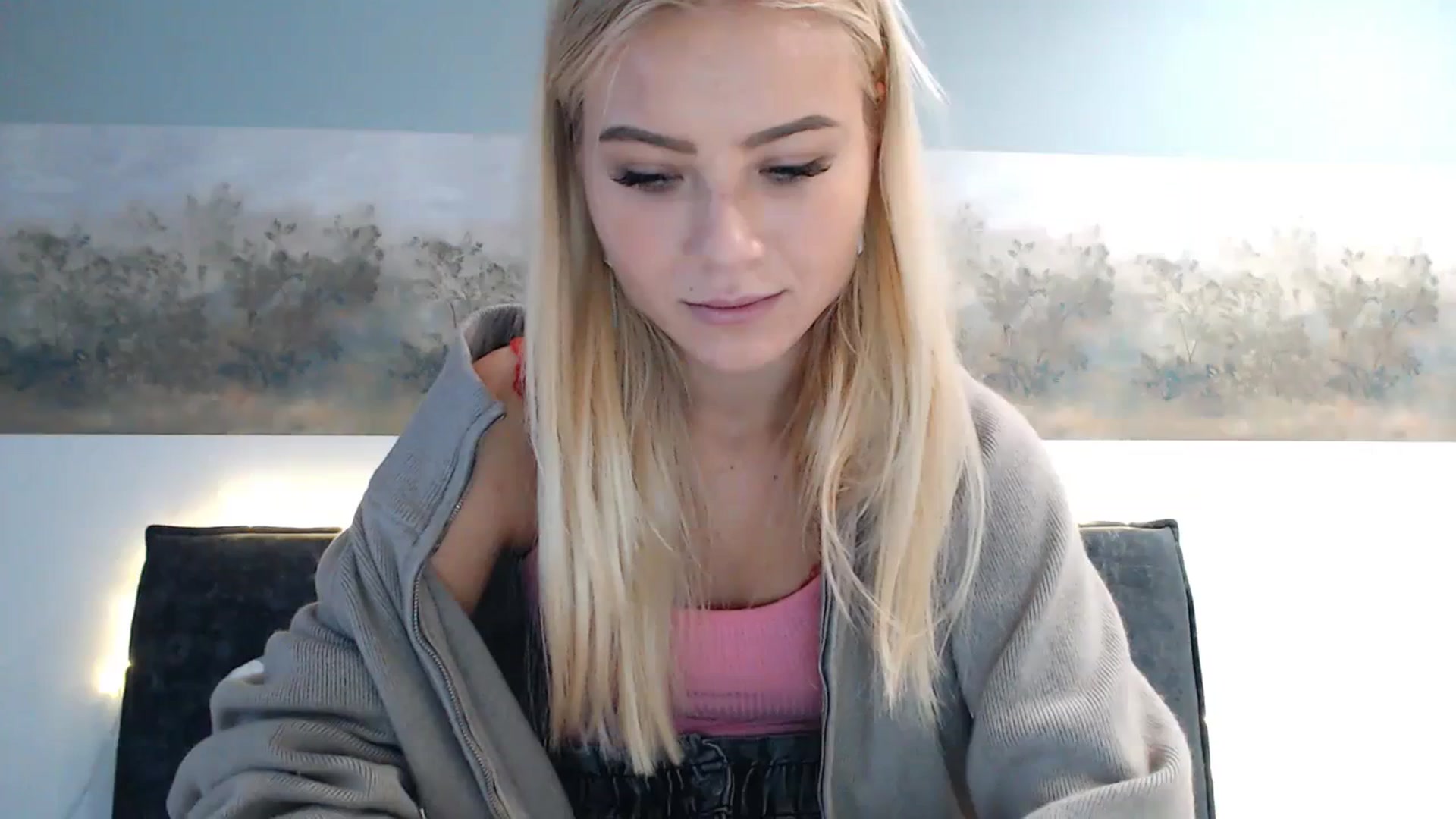 Gallery image thumbnail from bridetobe's myfreecams stream on, 11/23/2023, 05:32 image 12 of 20