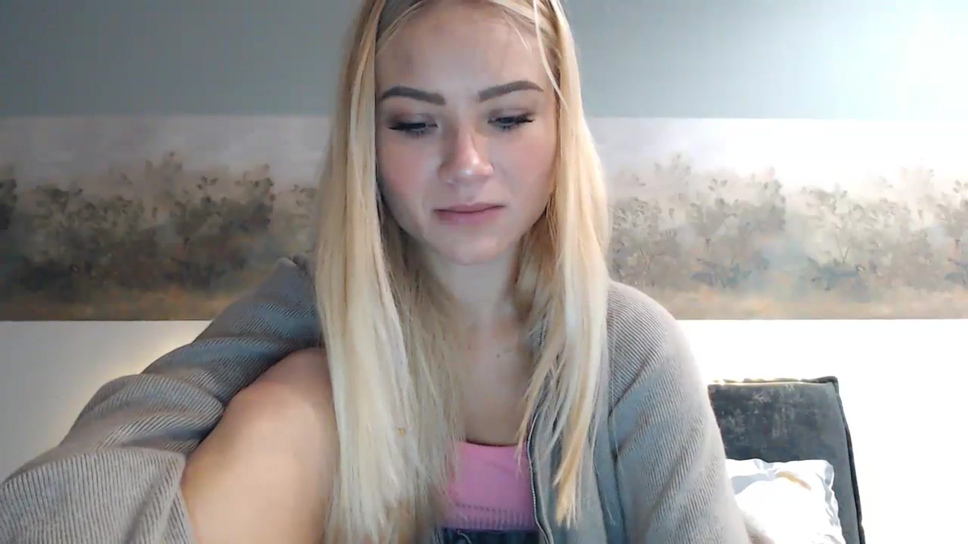 Gallery image thumbnail from bridetobe's myfreecams stream on, 11/24/2023, 03:34 image 13 of 20